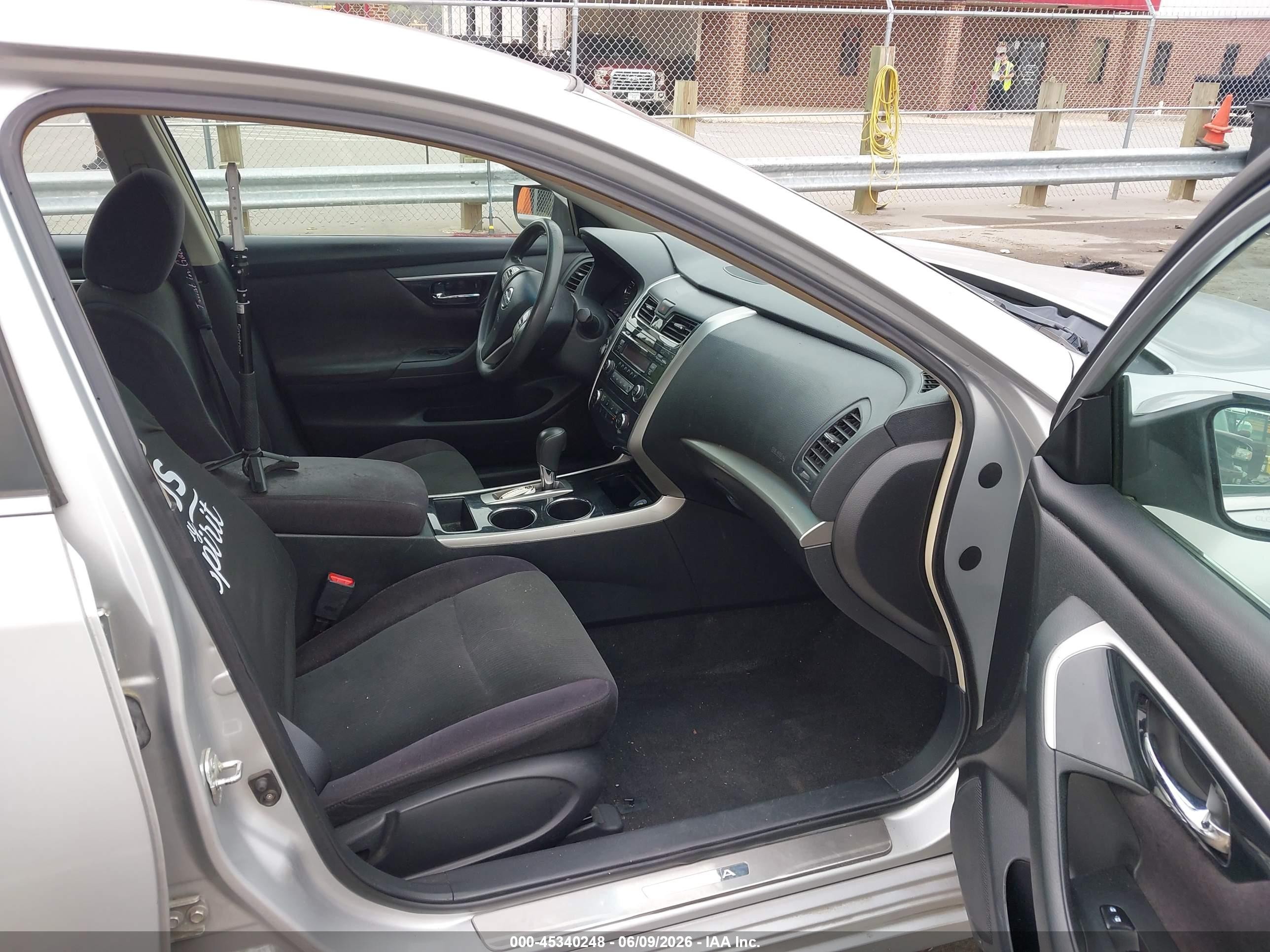 2013 Nissan Altima 2.5 S Silver vin: 1N4AL3AP5DN523702