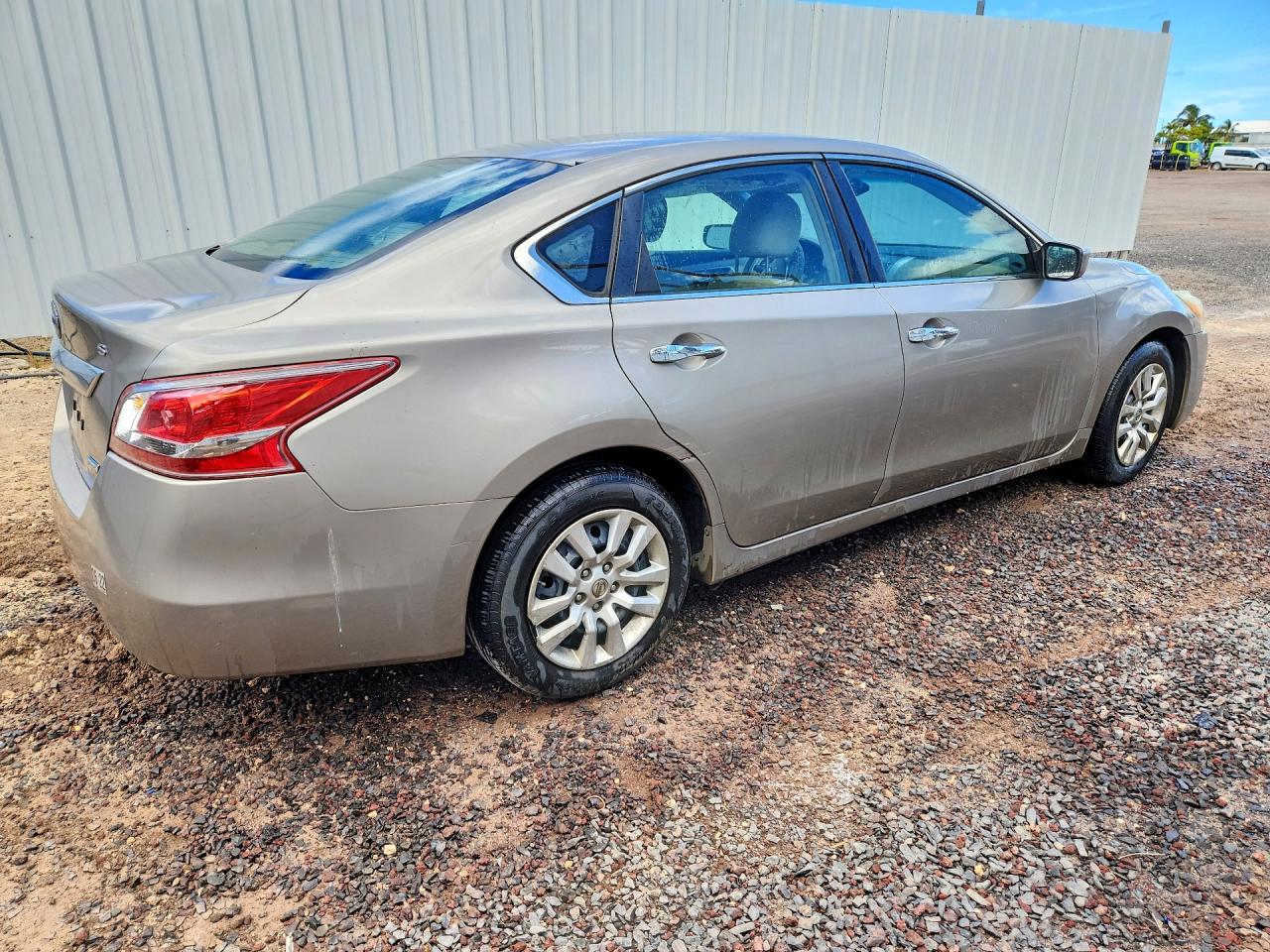 2013 Nissan Altima 2.5 Tan vin: 1N4AL3AP5DN550527