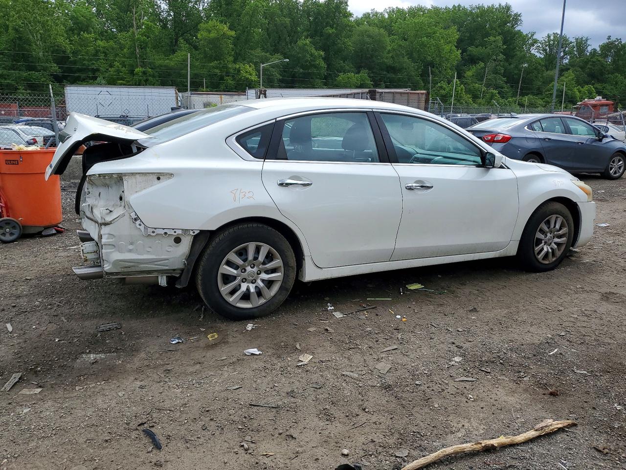 2013 Nissan Altima 2.5 White vin: 1N4AL3AP5DN550558