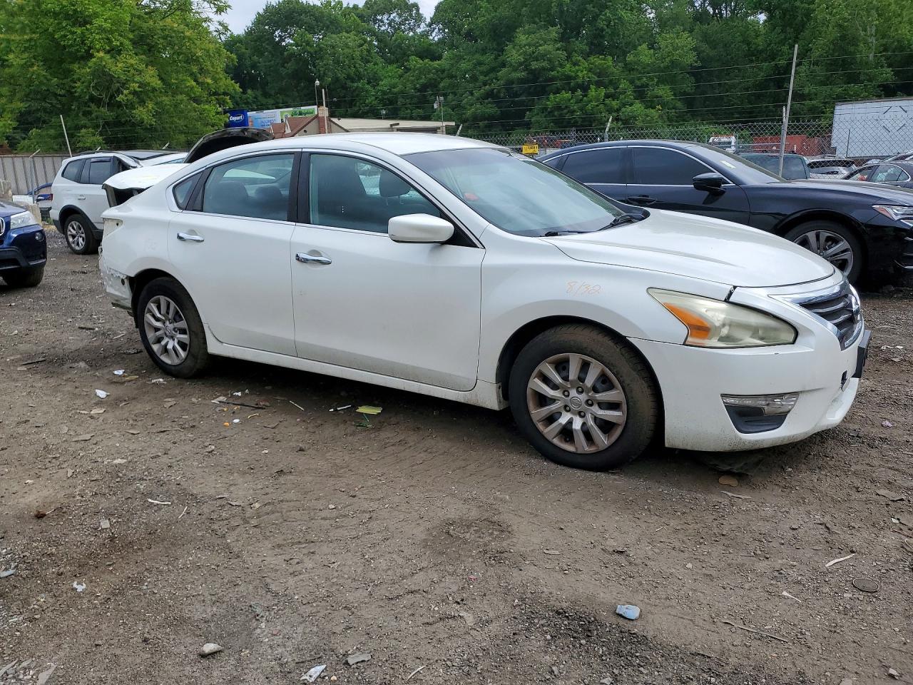 2013 Nissan Altima 2.5 White vin: 1N4AL3AP5DN550558