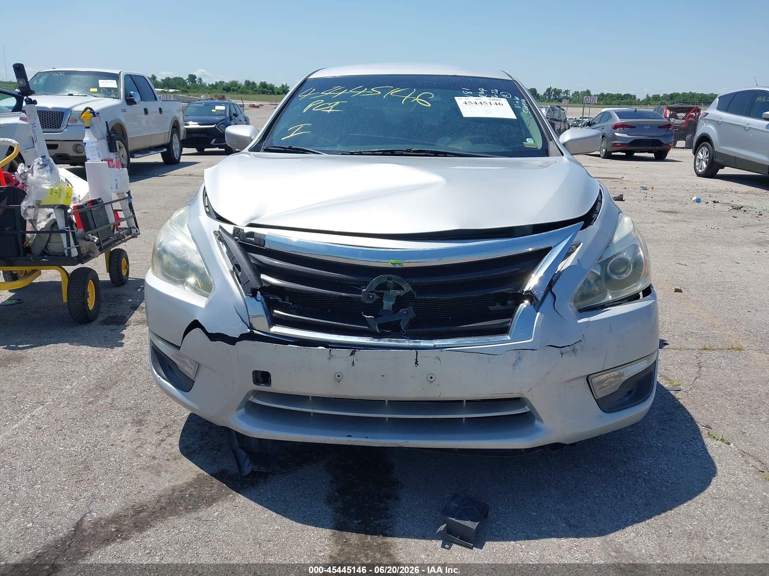 2013 Nissan Altima 2.5 S Silver vin: 1N4AL3AP5DN566954