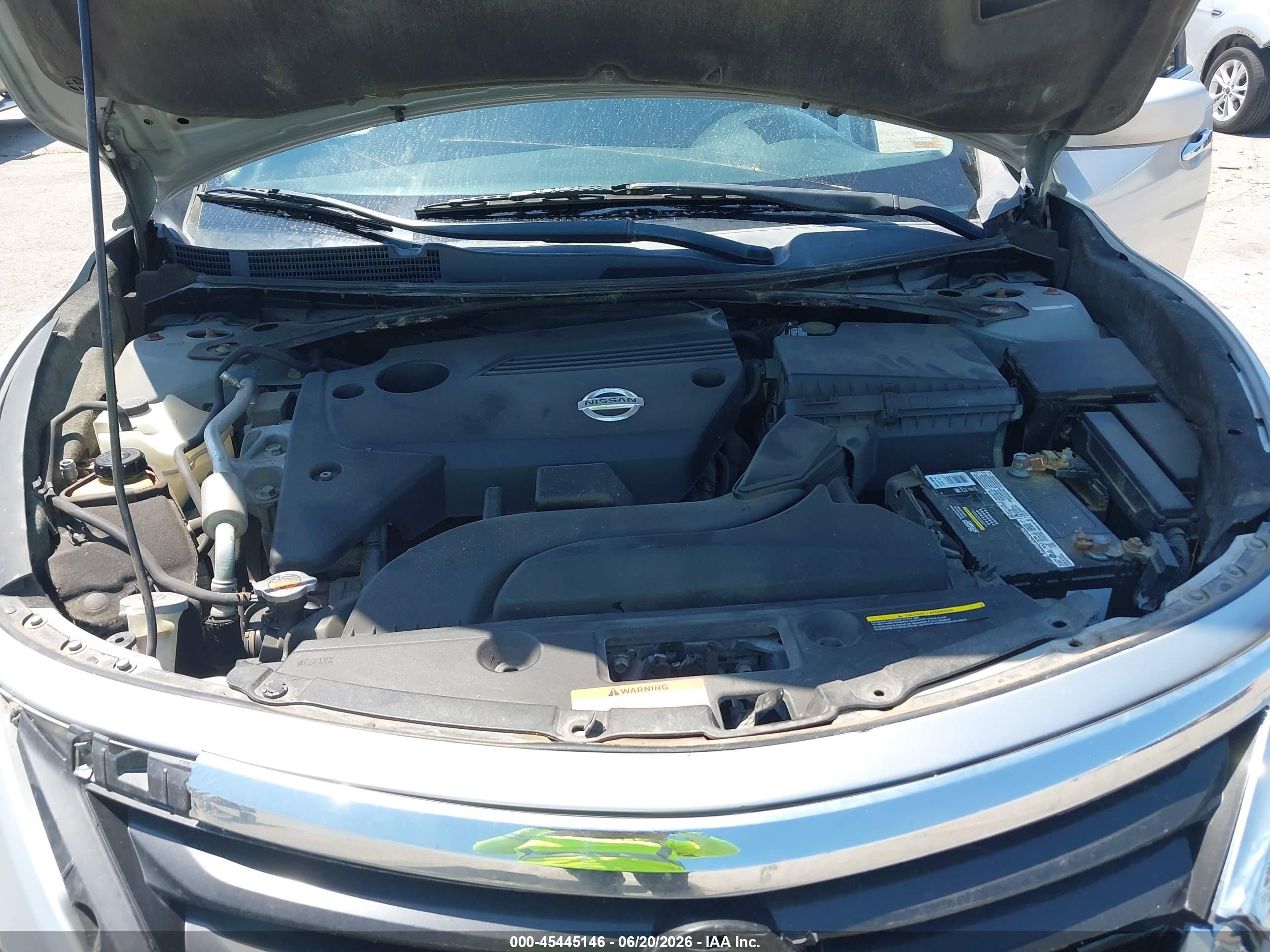 2013 Nissan Altima 2.5 S Silver vin: 1N4AL3AP5DN566954