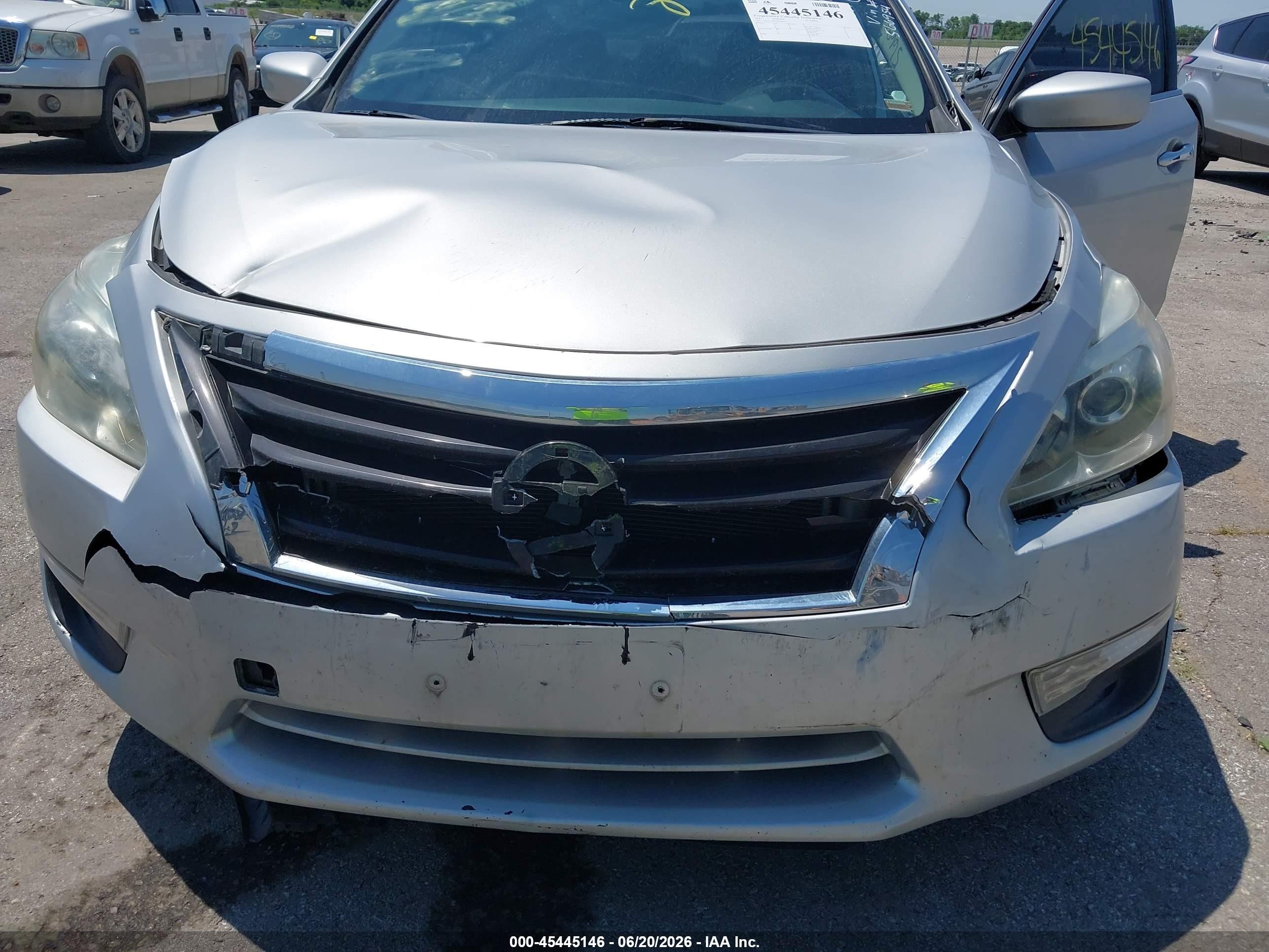 2013 Nissan Altima 2.5 S Silver vin: 1N4AL3AP5DN566954