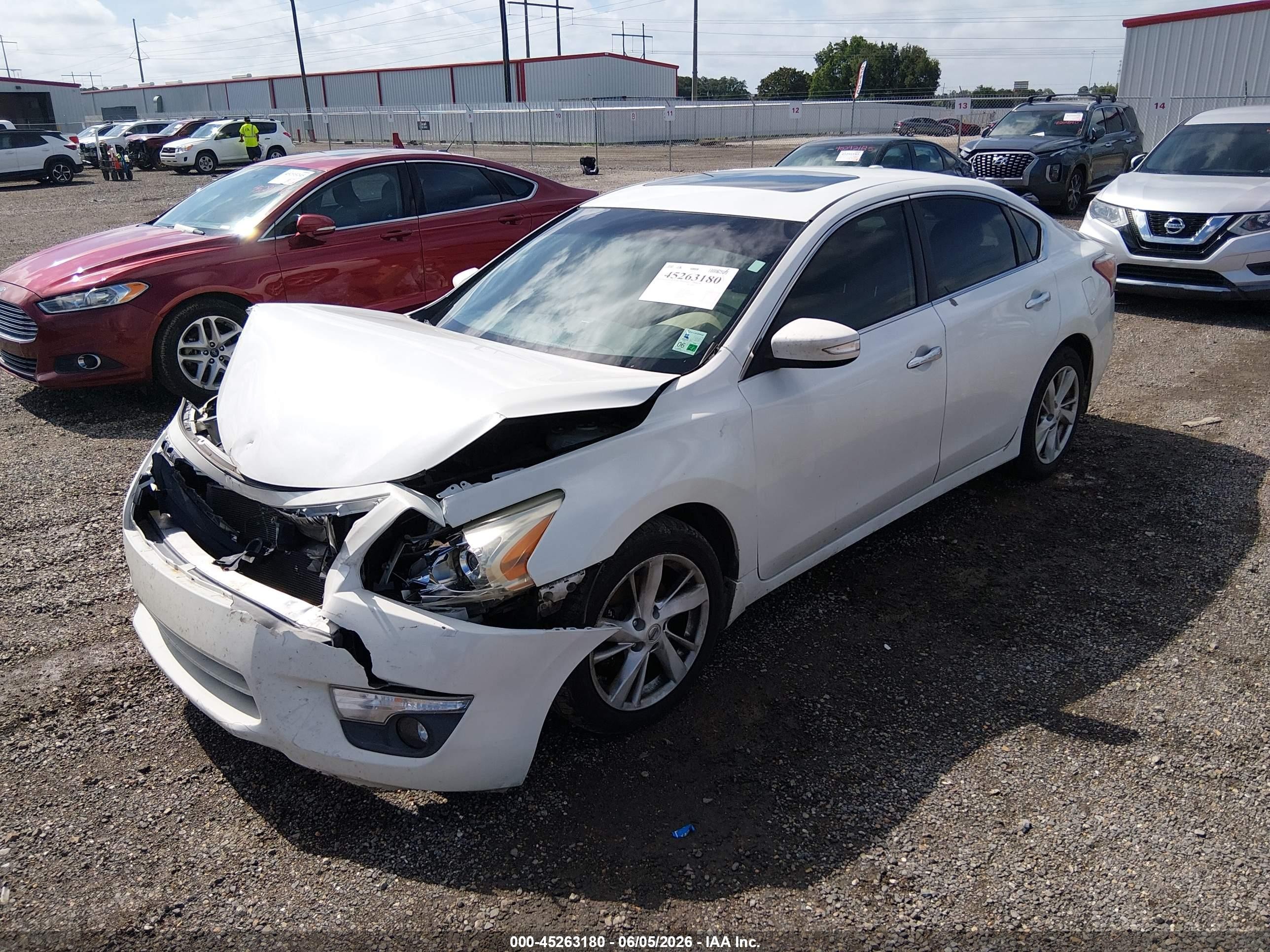 2013 Nissan Altima 2.5 Sl Белый vin: 1N4AL3AP5DN568168