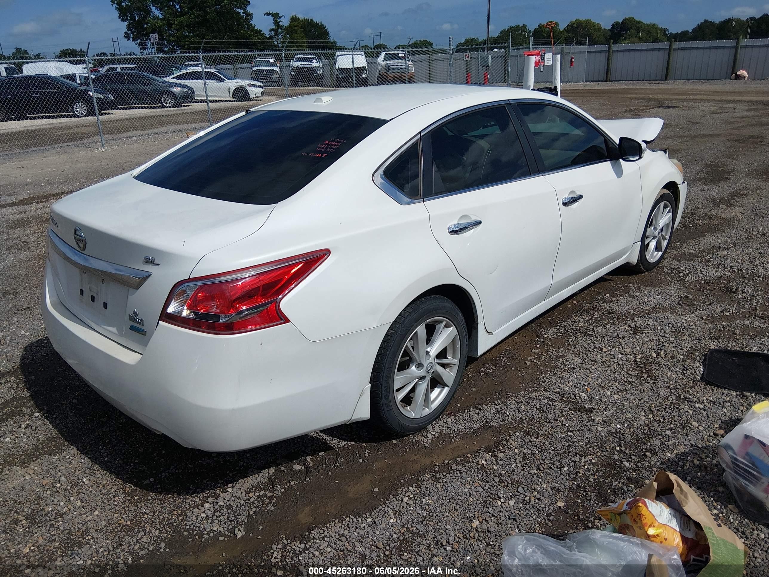 2013 Nissan Altima 2.5 Sl Белый vin: 1N4AL3AP5DN568168