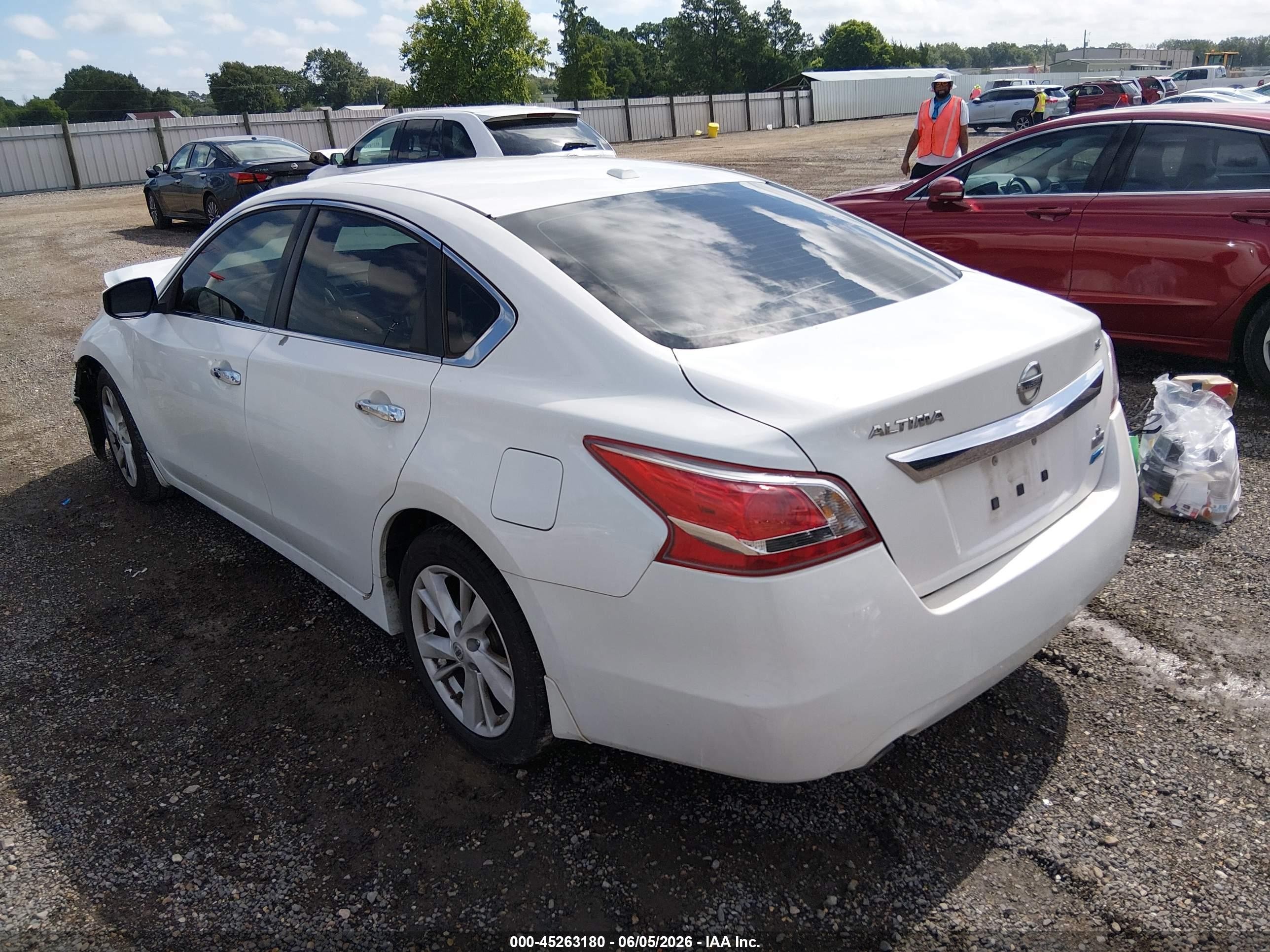 2013 Nissan Altima 2.5 Sl Белый vin: 1N4AL3AP5DN568168