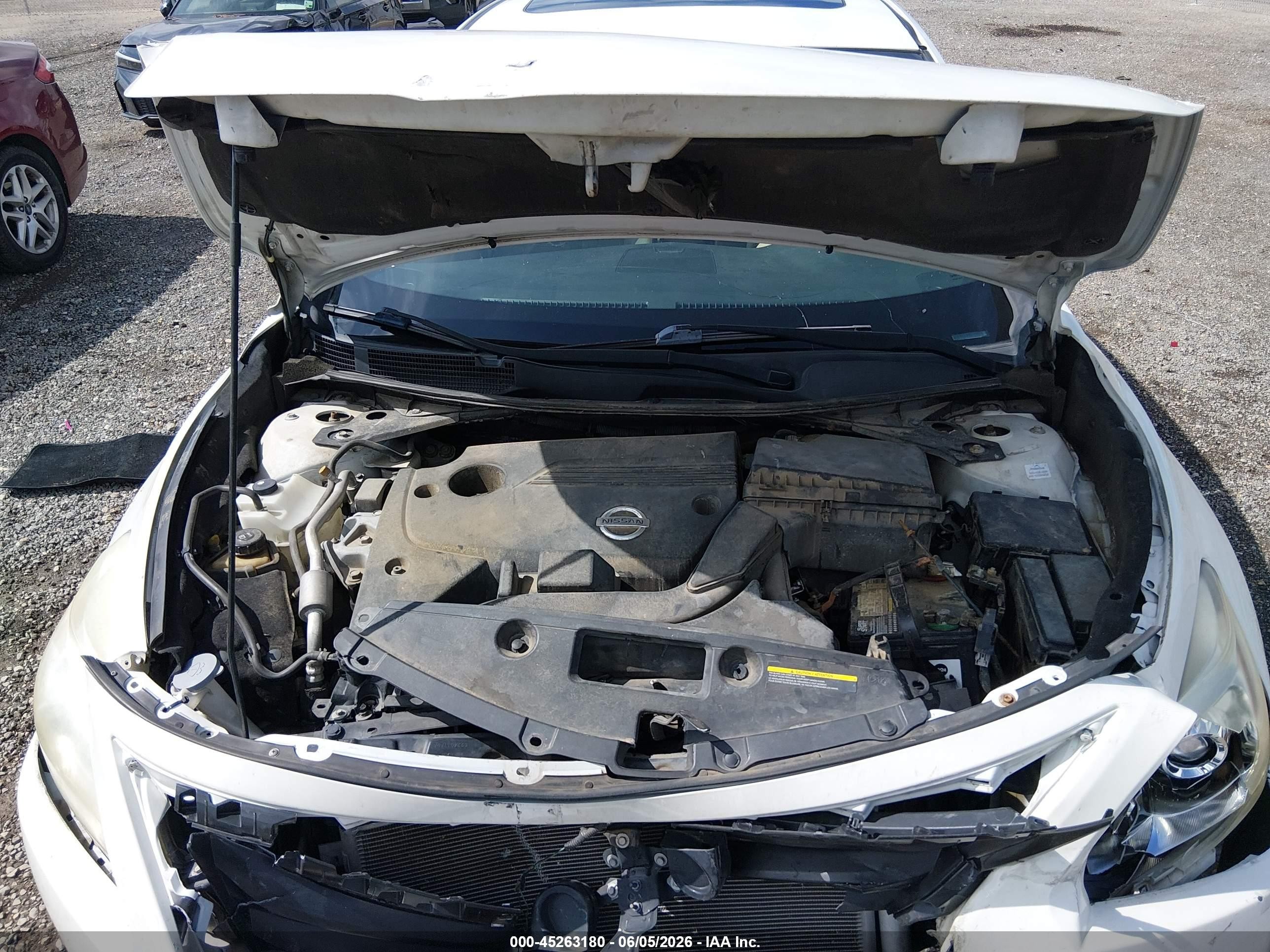 2013 Nissan Altima 2.5 Sl Белый vin: 1N4AL3AP5DN568168