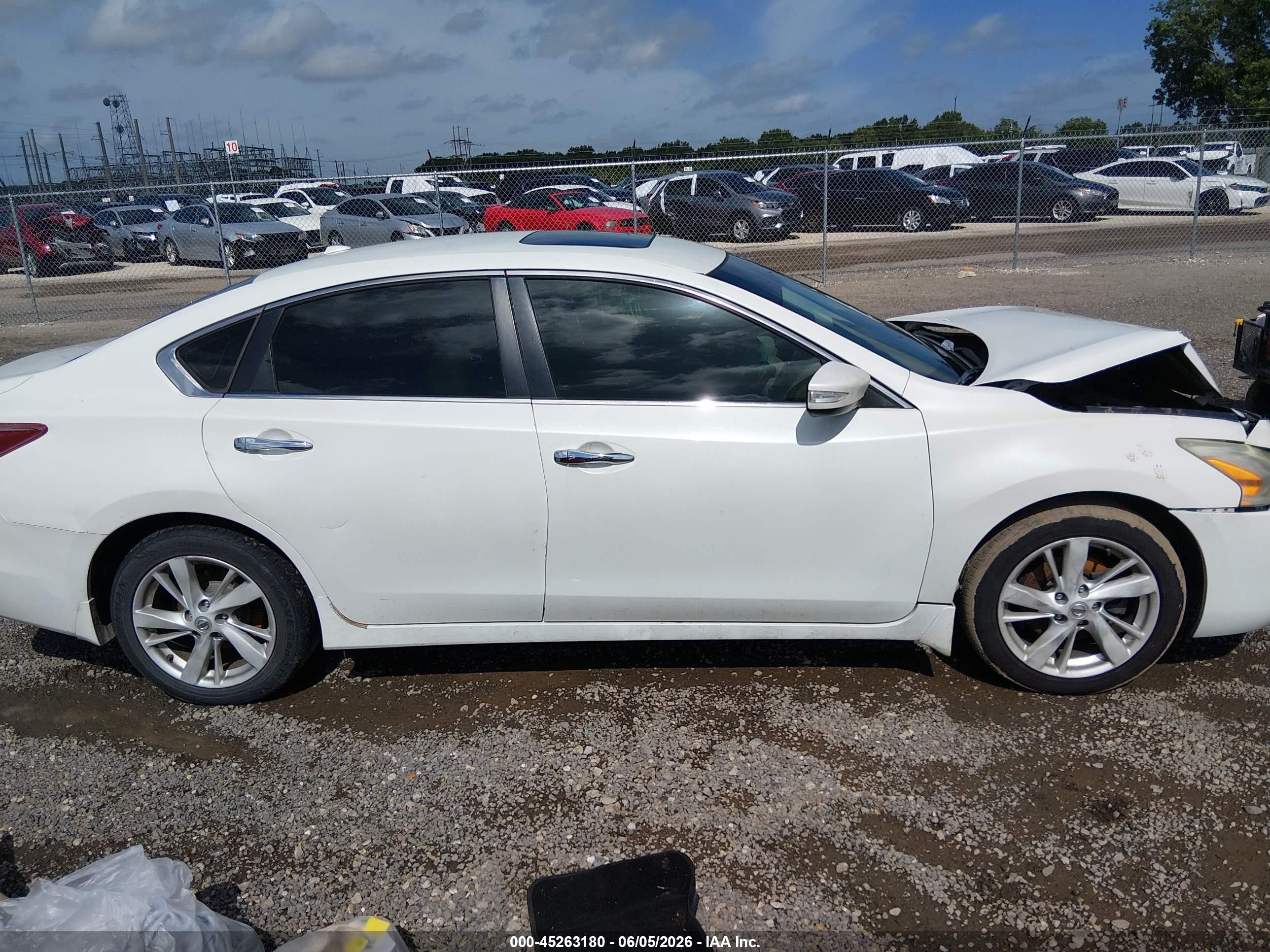 2013 Nissan Altima 2.5 Sl Белый vin: 1N4AL3AP5DN568168