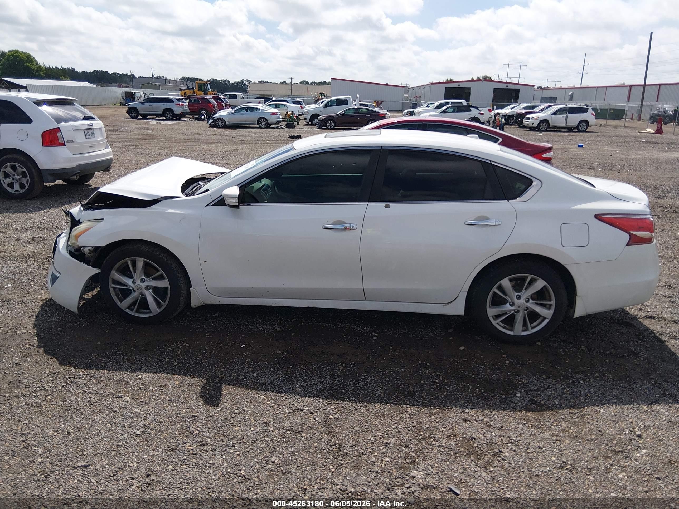 2013 Nissan Altima 2.5 Sl Белый vin: 1N4AL3AP5DN568168
