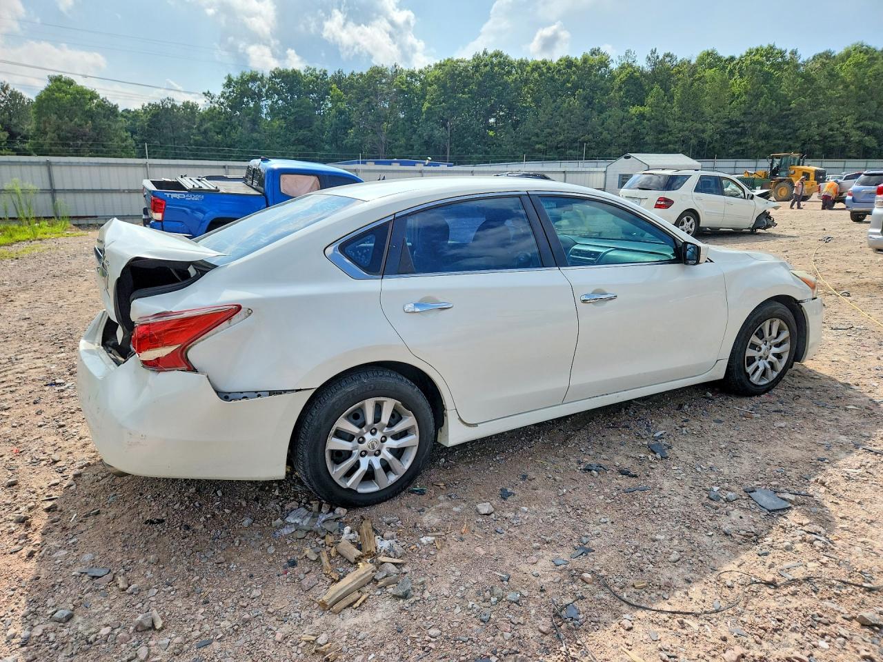 2013 Nissan Altima 2.5 White vin: 1N4AL3AP5DN575198