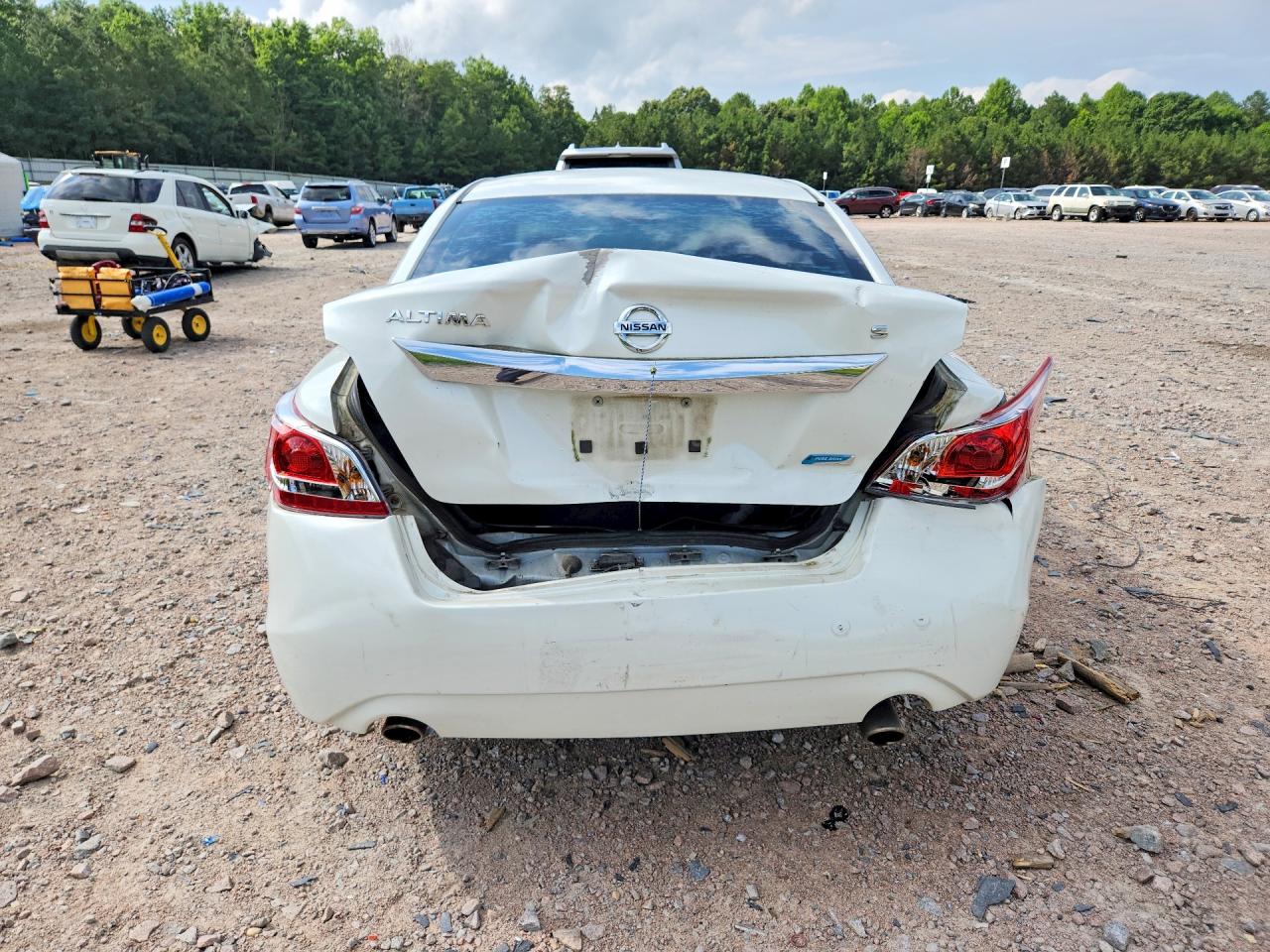 2013 Nissan Altima 2.5 White vin: 1N4AL3AP5DN575198