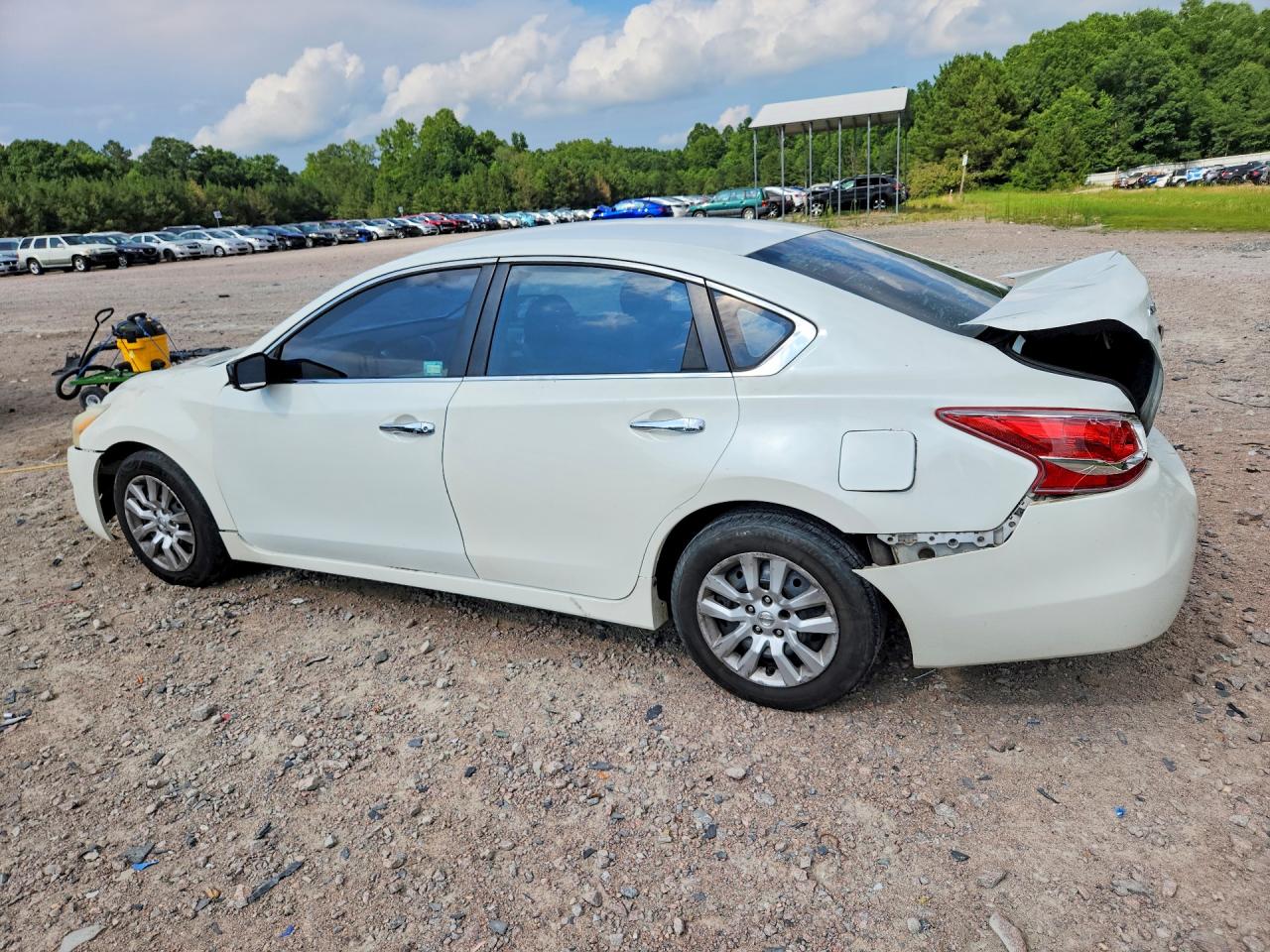 2013 Nissan Altima 2.5 White vin: 1N4AL3AP5DN575198