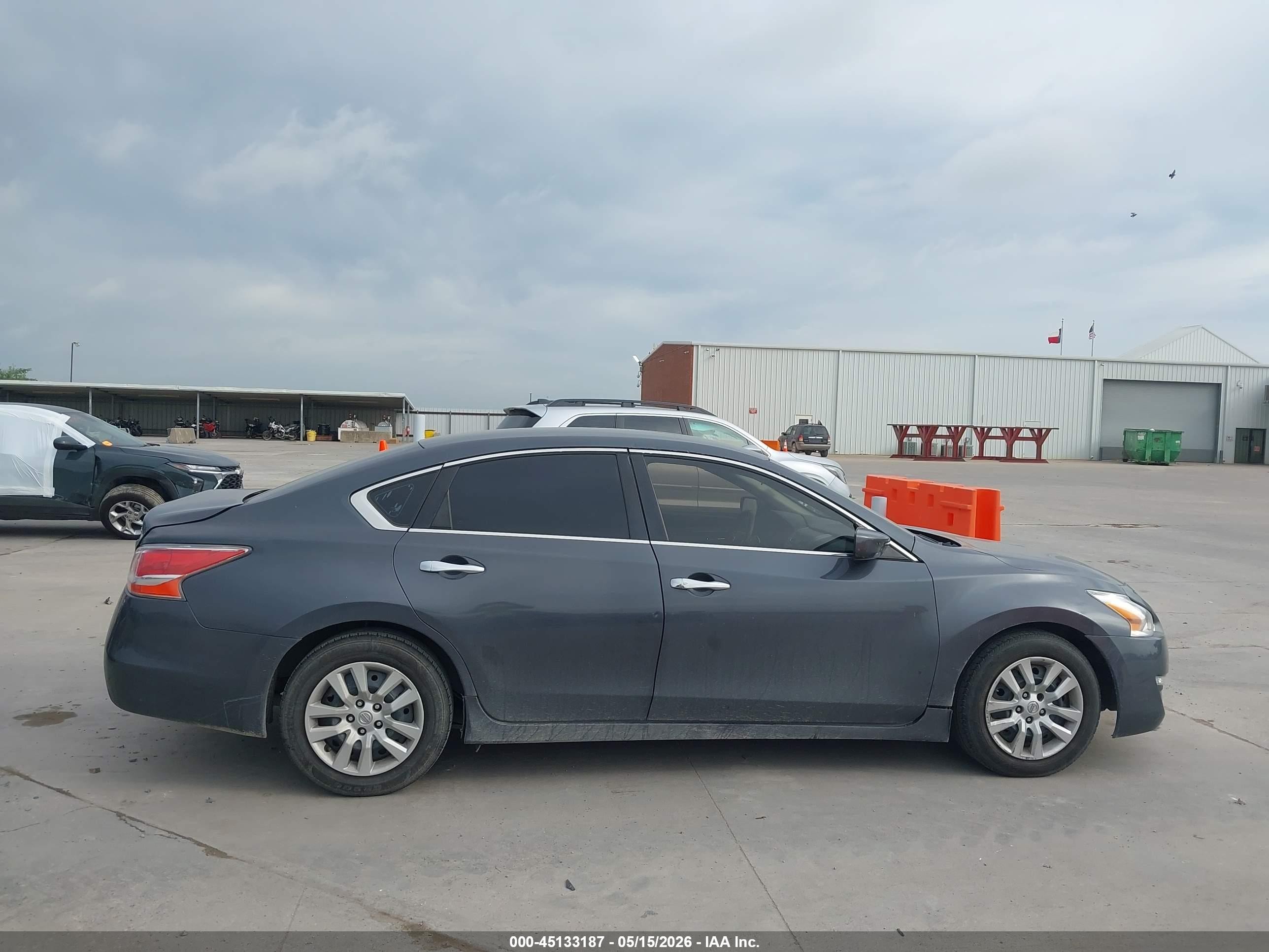2013 Nissan Altima 2.5 S Gray vin: 1N4AL3AP5DN582698