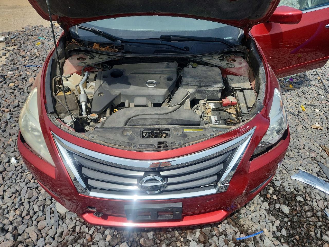 2014 Nissan Altima 2.5/s/sv/sl Red vin: 1N4AL3AP5EC100714