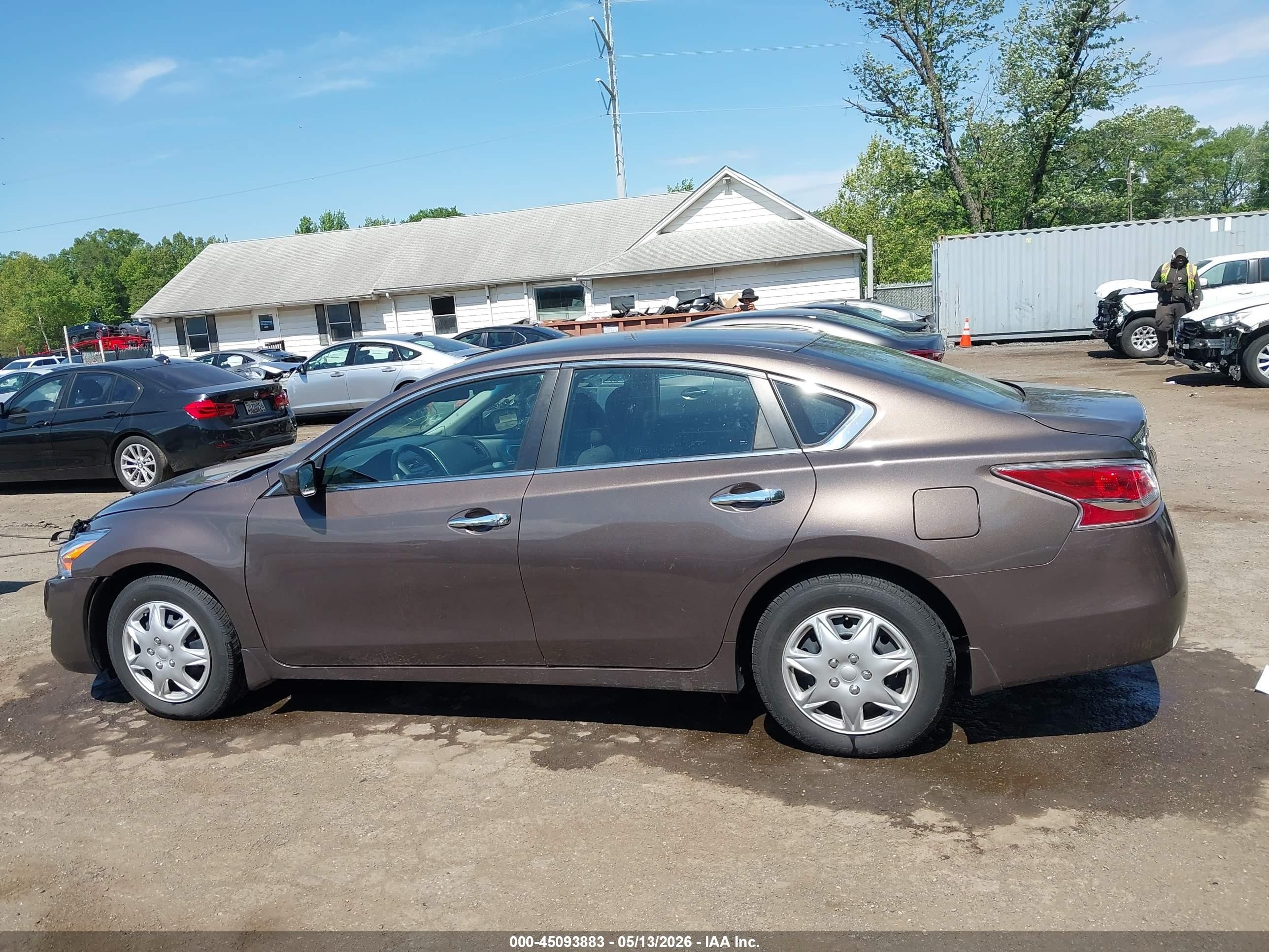 2014 Nissan Altima 2.5 S Brown vin: 1N4AL3AP5EC103466
