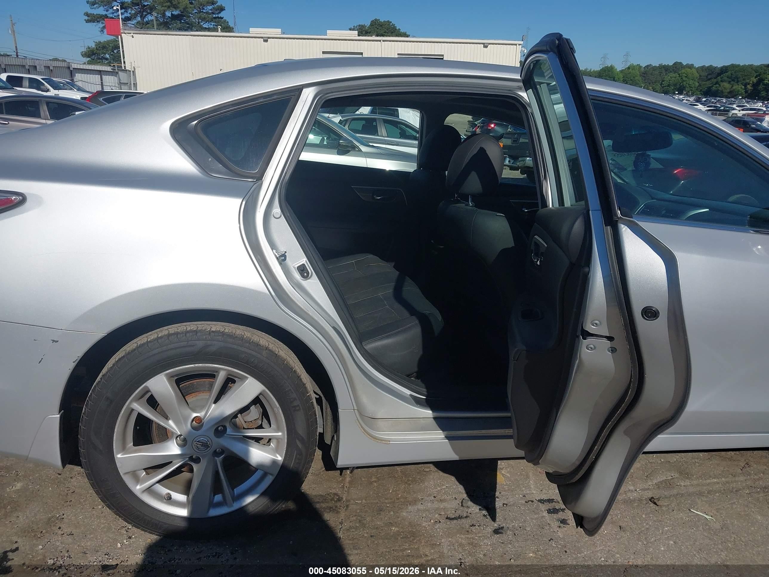 2014 Nissan Altima 2.5 Sl Серебряный vin: 1N4AL3AP5EC113222