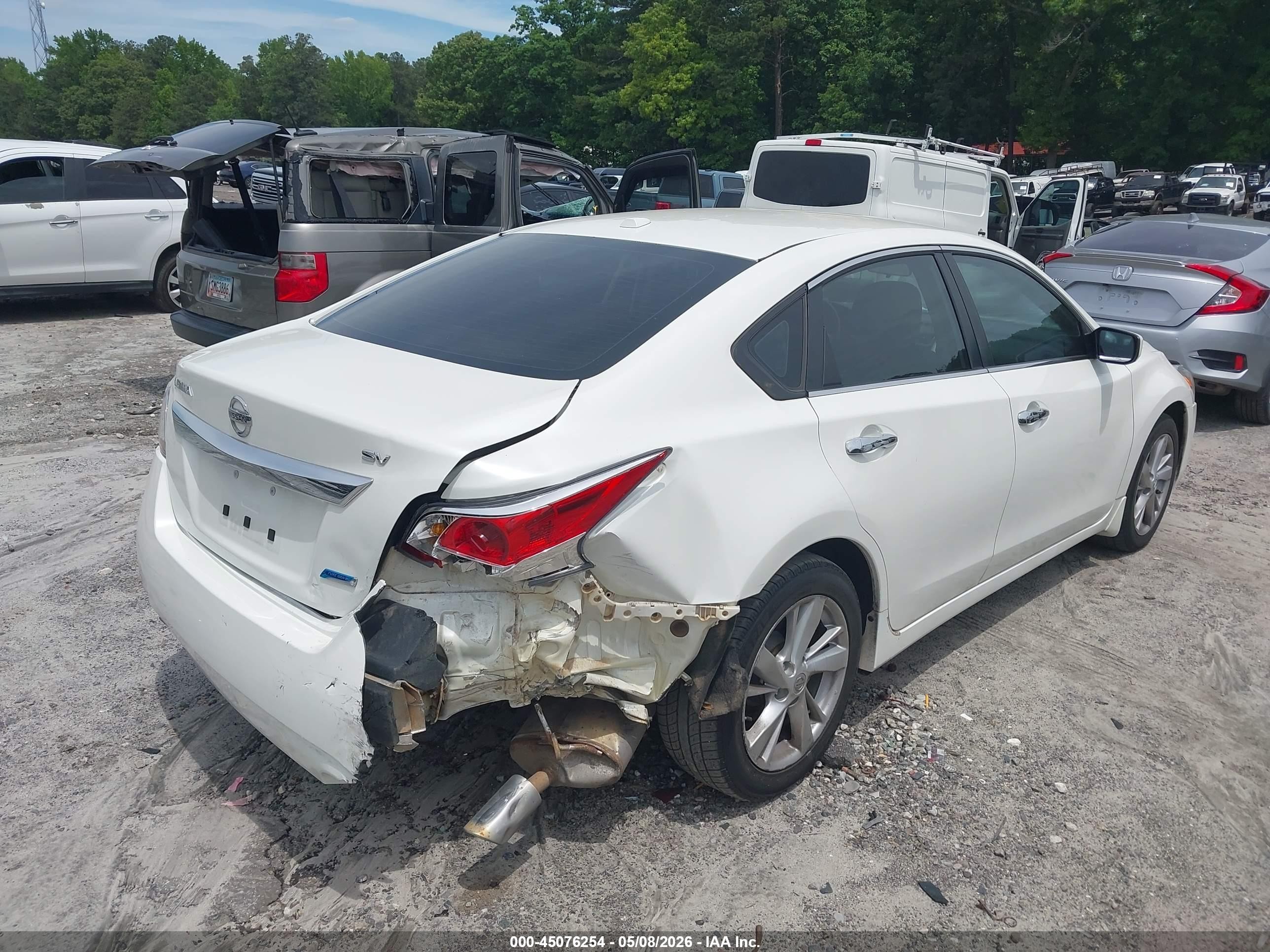2014 Nissan Altima 2.5 Sv White vin: 1N4AL3AP5EC127363