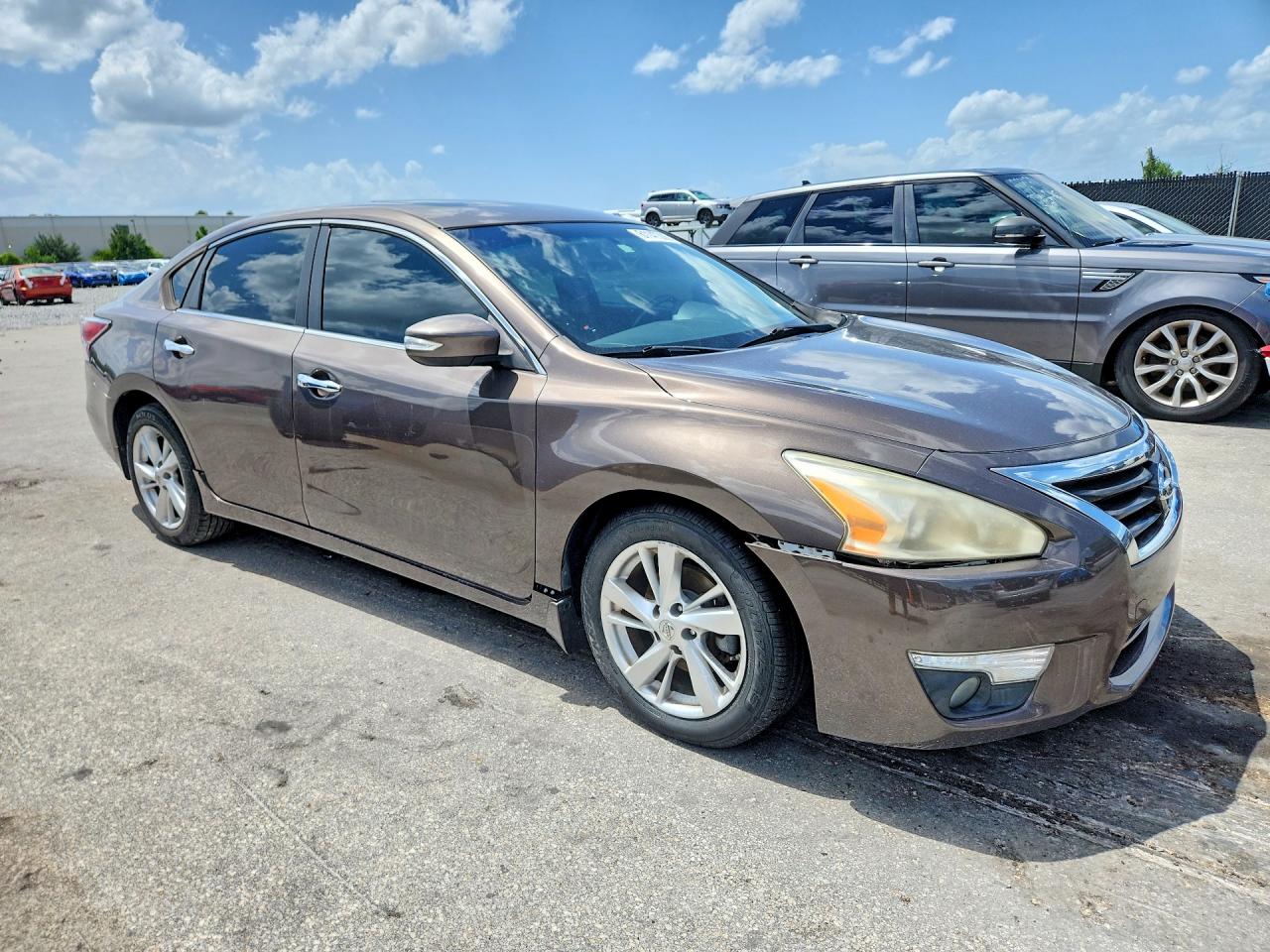 2014 Nissan Altima 2.5 Sv Brown vin: 1N4AL3AP5EC129744