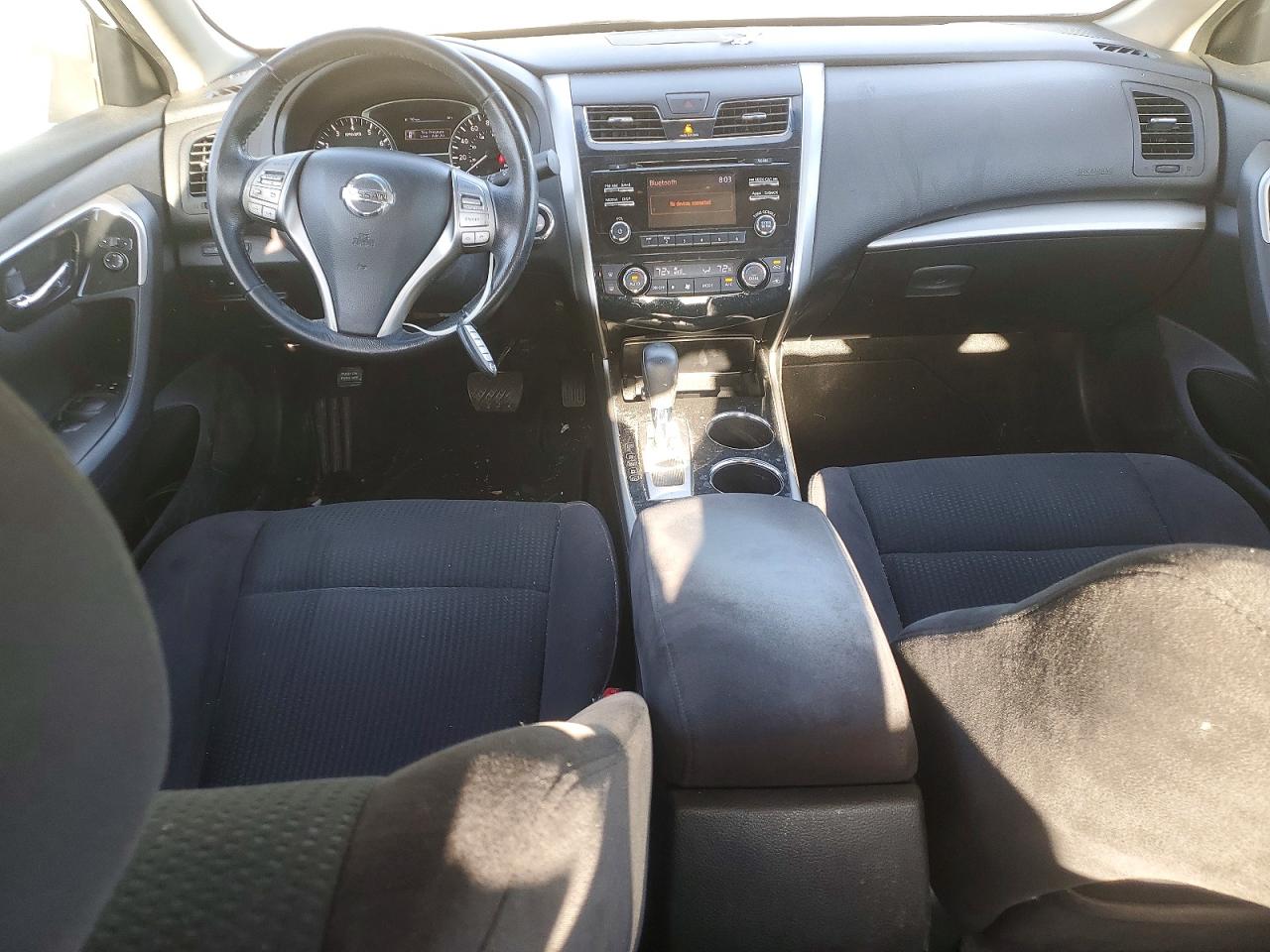 2014 Nissan Altima 2.5 Sv White vin: 1N4AL3AP5EC133745