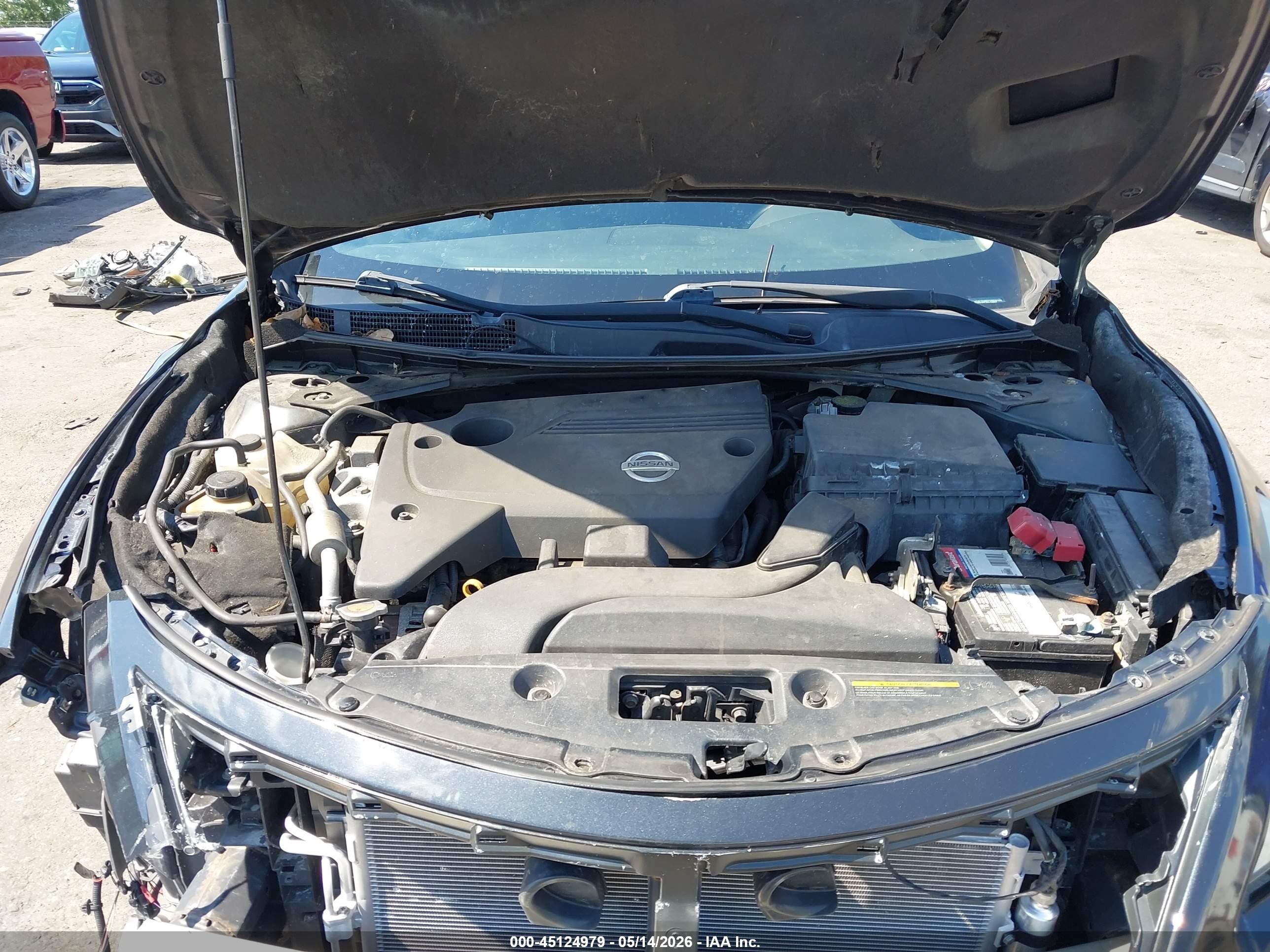 2014 Nissan Altima 2.5 S Черный vin: 1N4AL3AP5EC135057