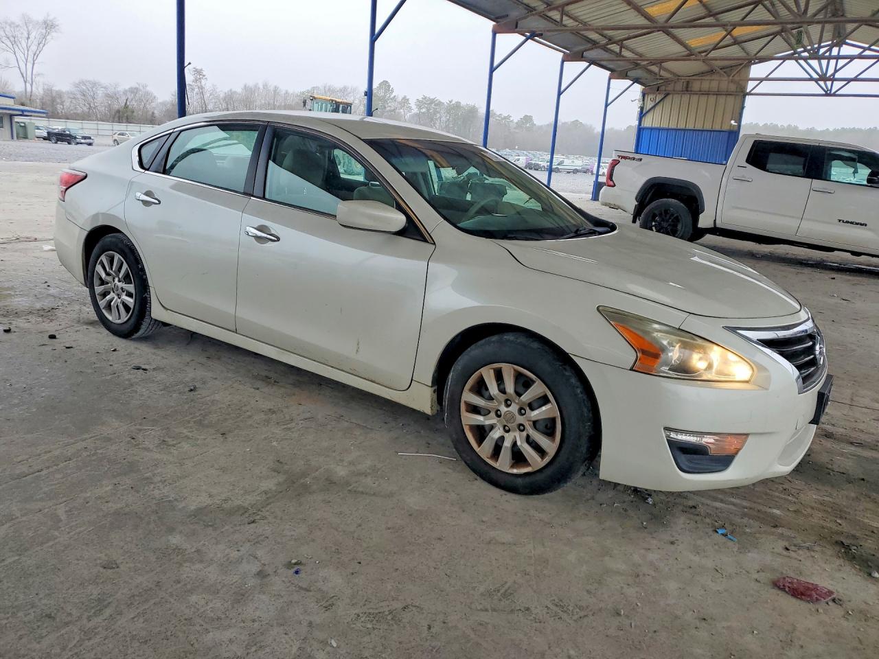 2014 Nissan Altima 2.5 S White vin: 1N4AL3AP5EC143708