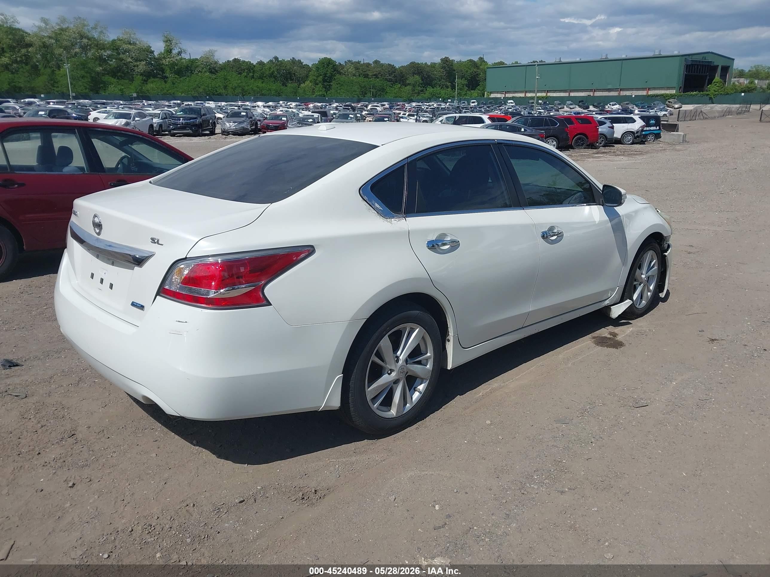 2014 Nissan Altima 2.5 Sl White vin: 1N4AL3AP5EC144437