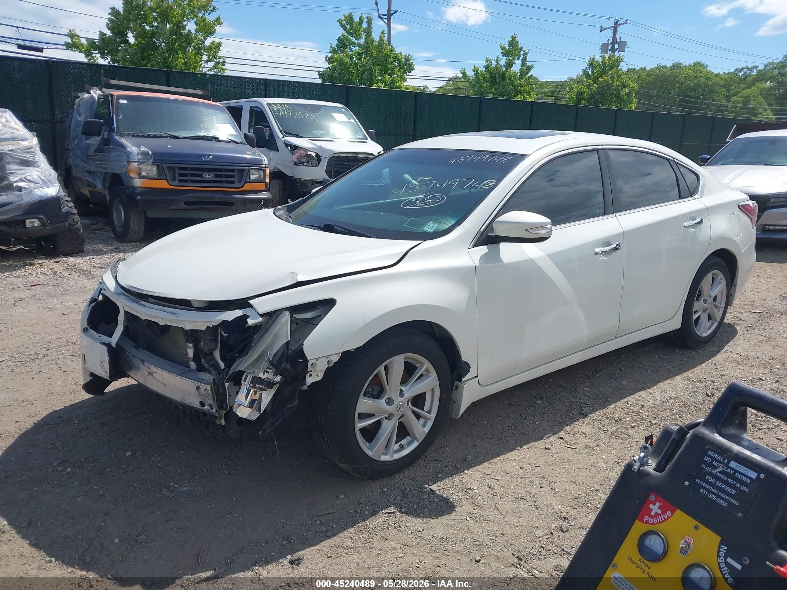 2014 Nissan Altima 2.5 Sl White vin: 1N4AL3AP5EC144437