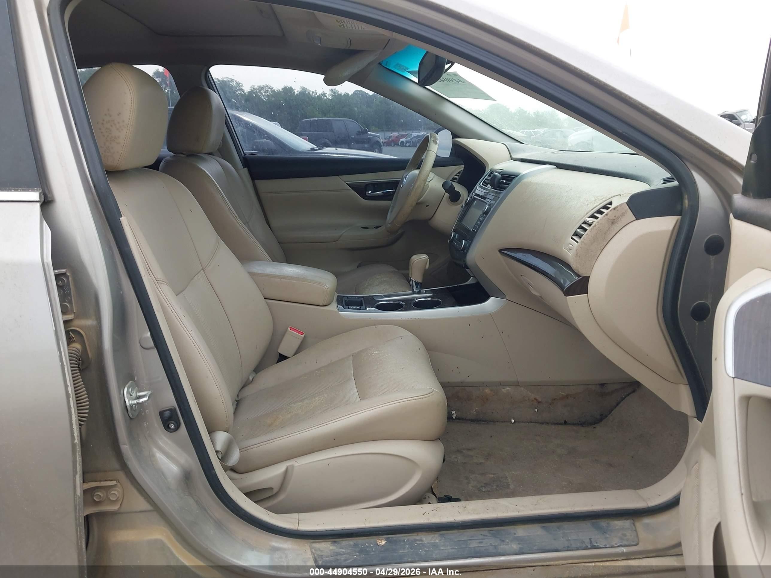 2014 Nissan Altima 2.5/2.5 S/2.5 Sl/2.5 Sv Tan vin: 1N4AL3AP5EC153042