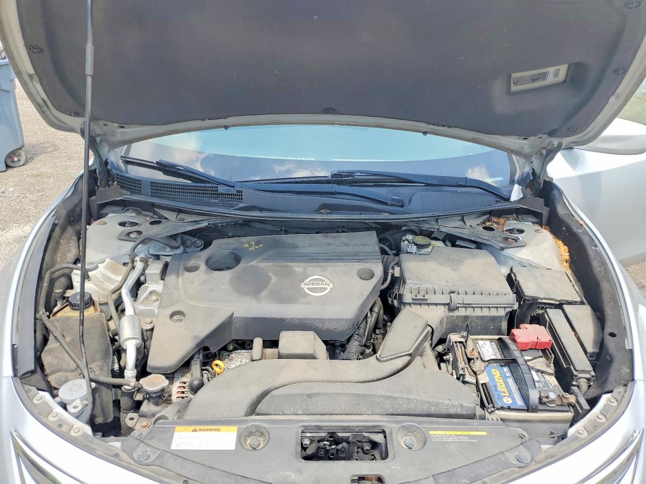 2014 Nissan Altima 2.5 S Silver vin: 1N4AL3AP5EC155339