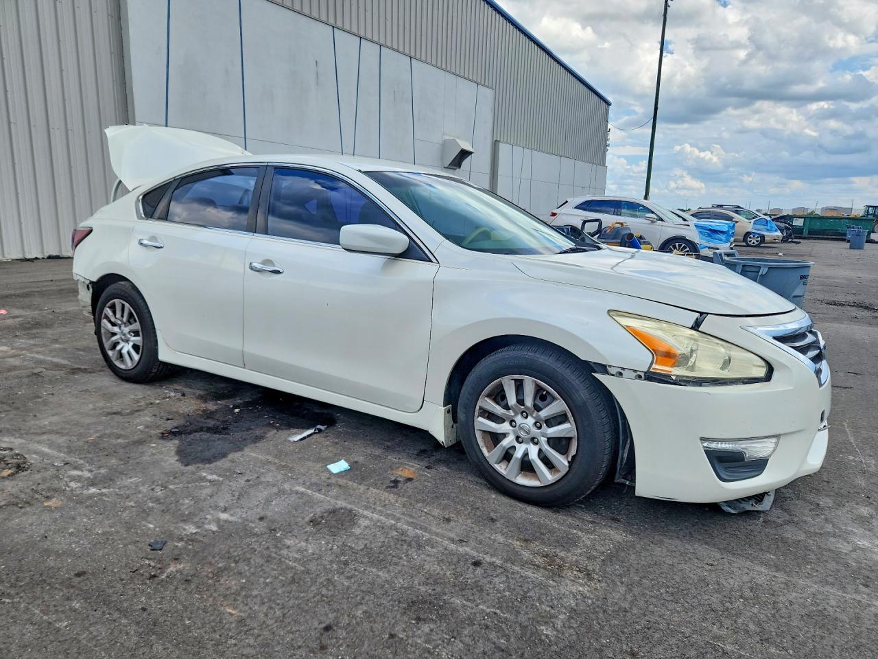 2014 Nissan Altima 2.5 S White vin: 1N4AL3AP5EC174697