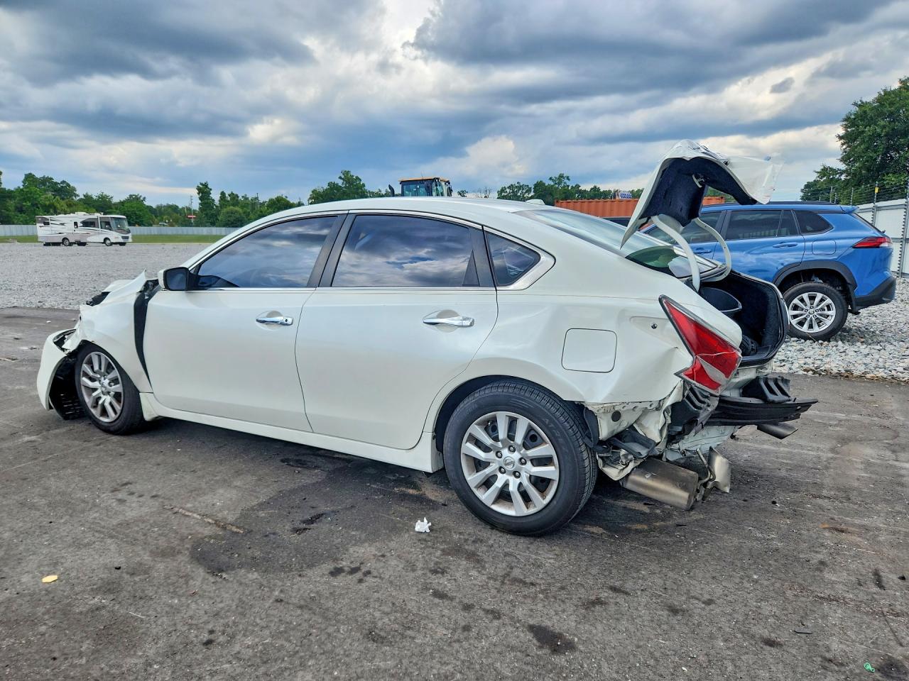 2014 Nissan Altima 2.5 S White vin: 1N4AL3AP5EC174697