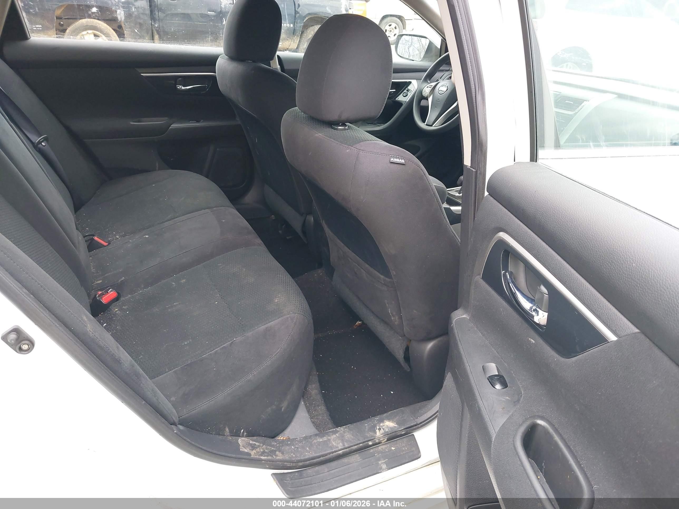 2014 Nissan Altima 2.5 Белый vin: 1N4AL3AP5EC180726