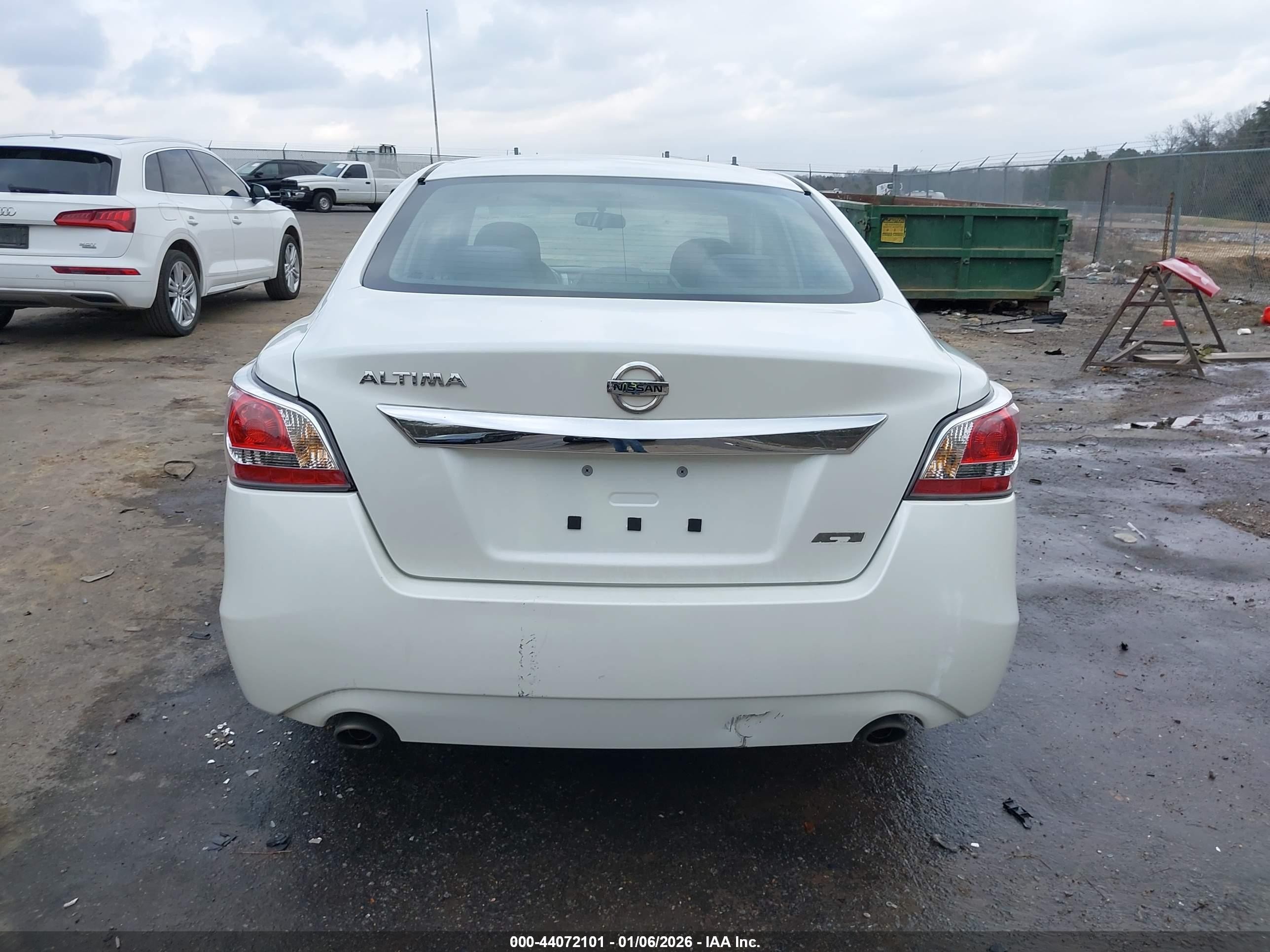 2014 Nissan Altima 2.5 Белый vin: 1N4AL3AP5EC180726