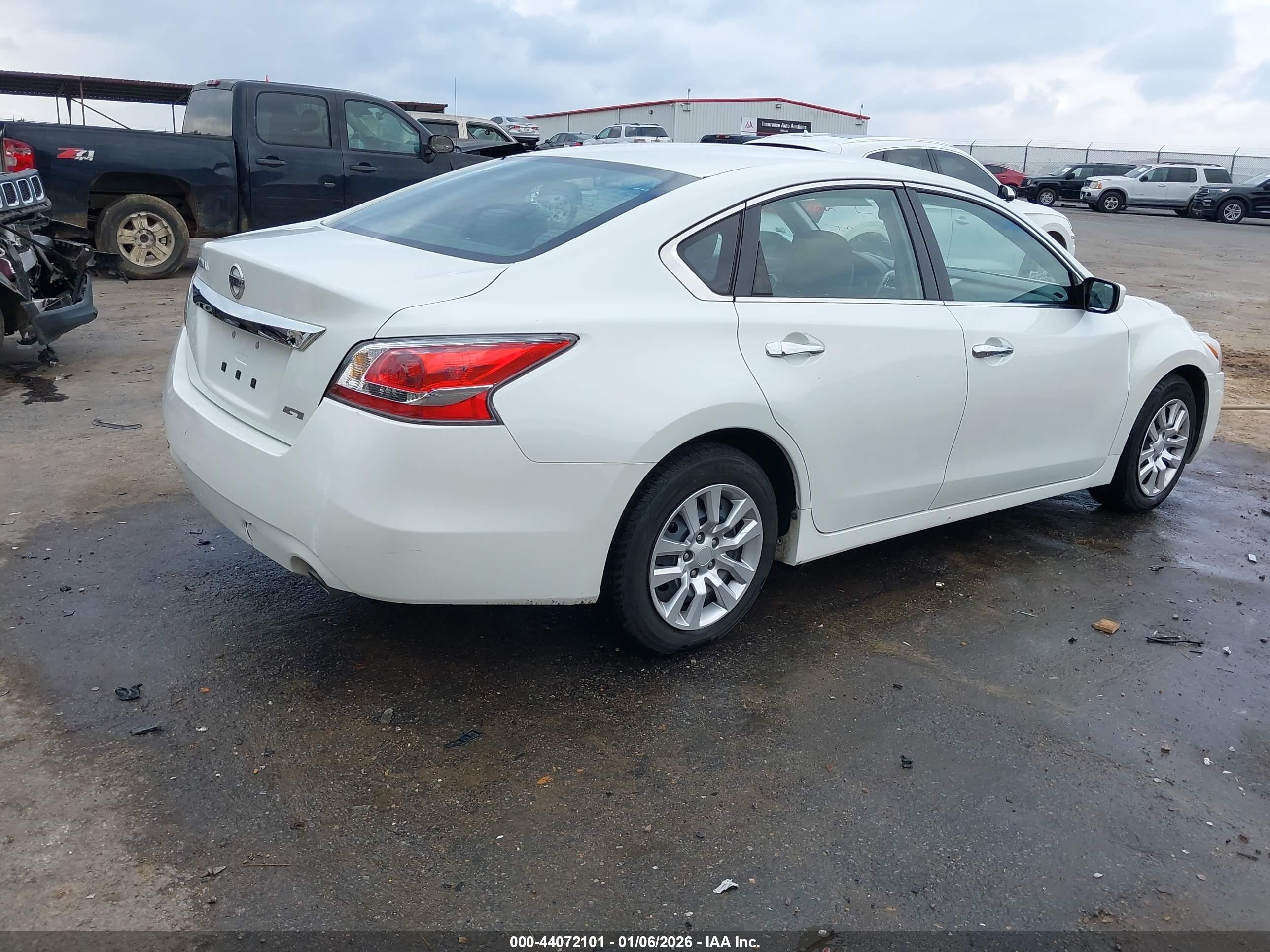 2014 Nissan Altima 2.5 Белый vin: 1N4AL3AP5EC180726