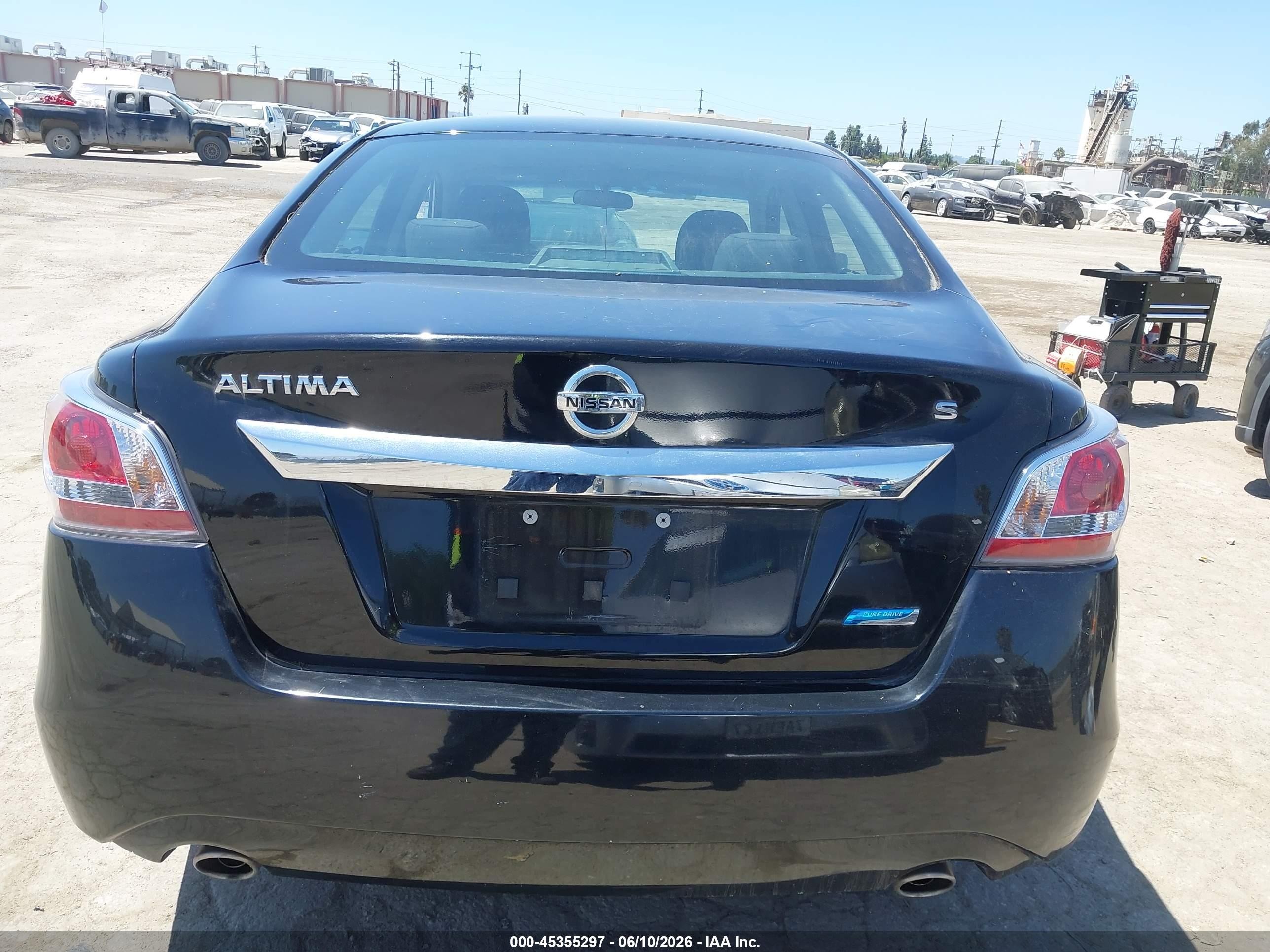 2014 Nissan Altima 2.5 S Черный vin: 1N4AL3AP5EC190575