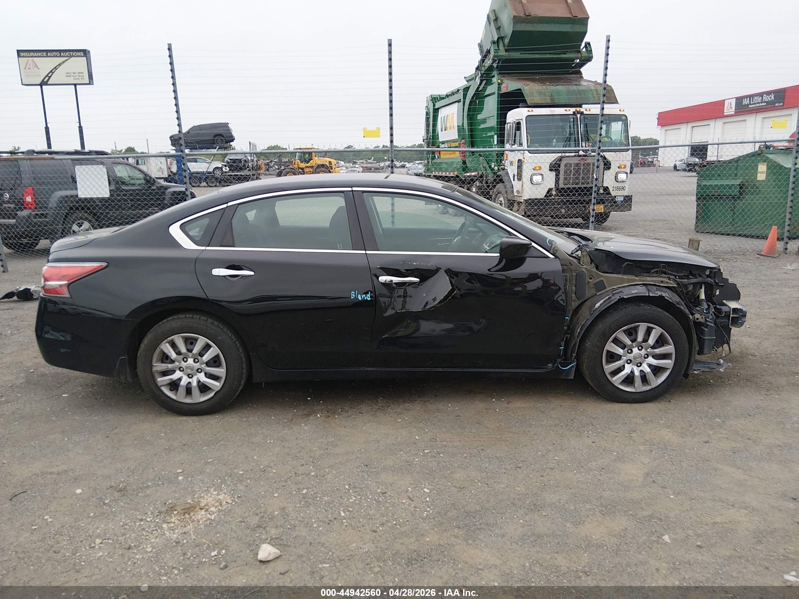 2014 Nissan Altima 2.5 S Black vin: 1N4AL3AP5EC193573