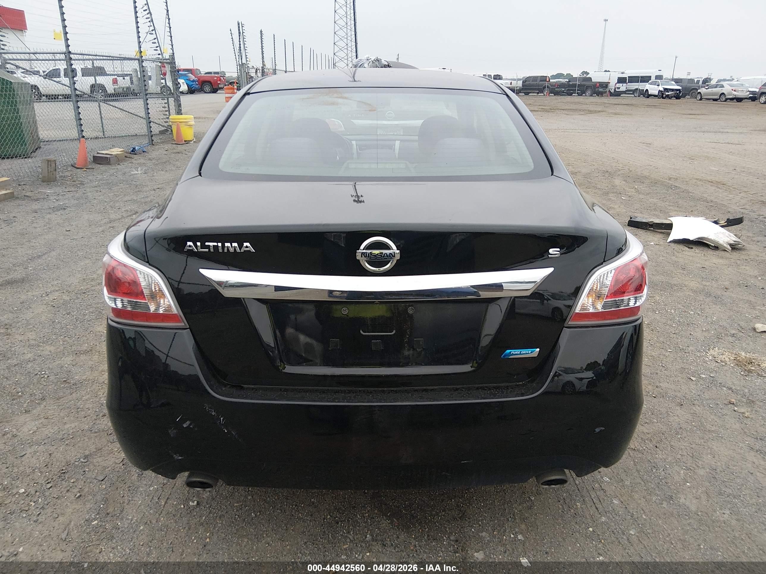 2014 Nissan Altima 2.5 S Black vin: 1N4AL3AP5EC193573