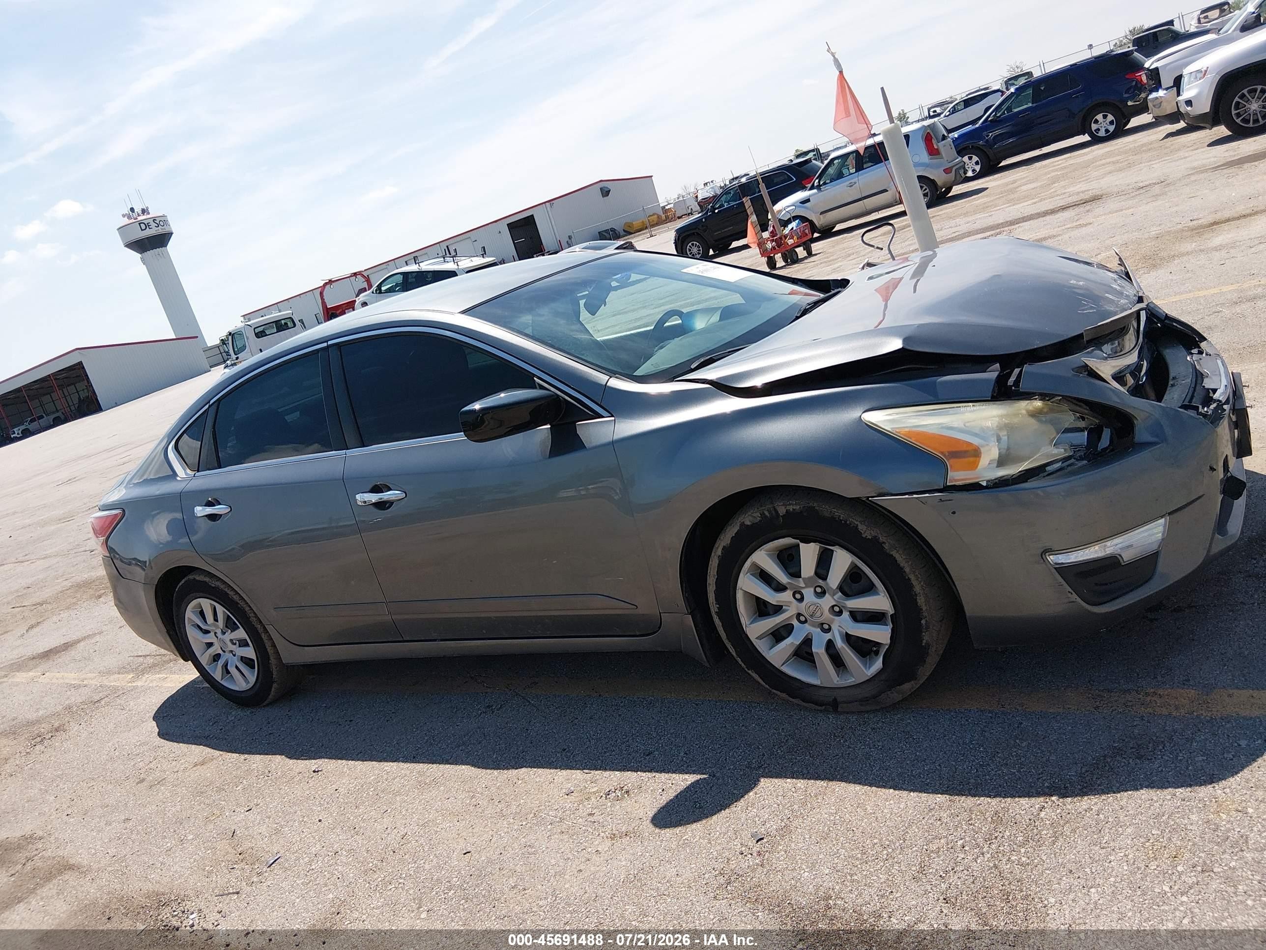 2014 Nissan Altima 2.5 S Бежевый vin: 1N4AL3AP5EC193749
