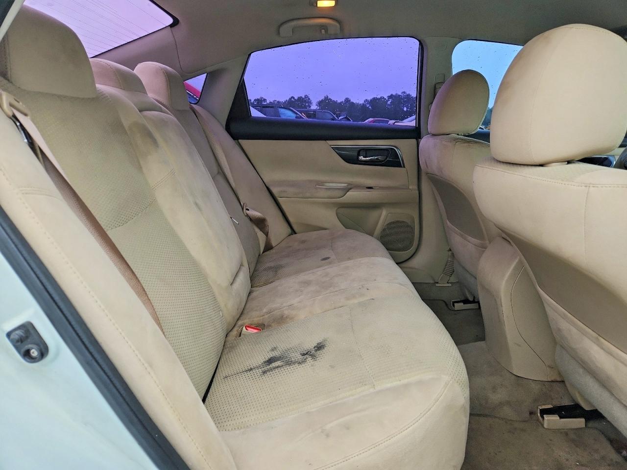 2014 Nissan Altima 2.5 Sv White vin: 1N4AL3AP5EC194769