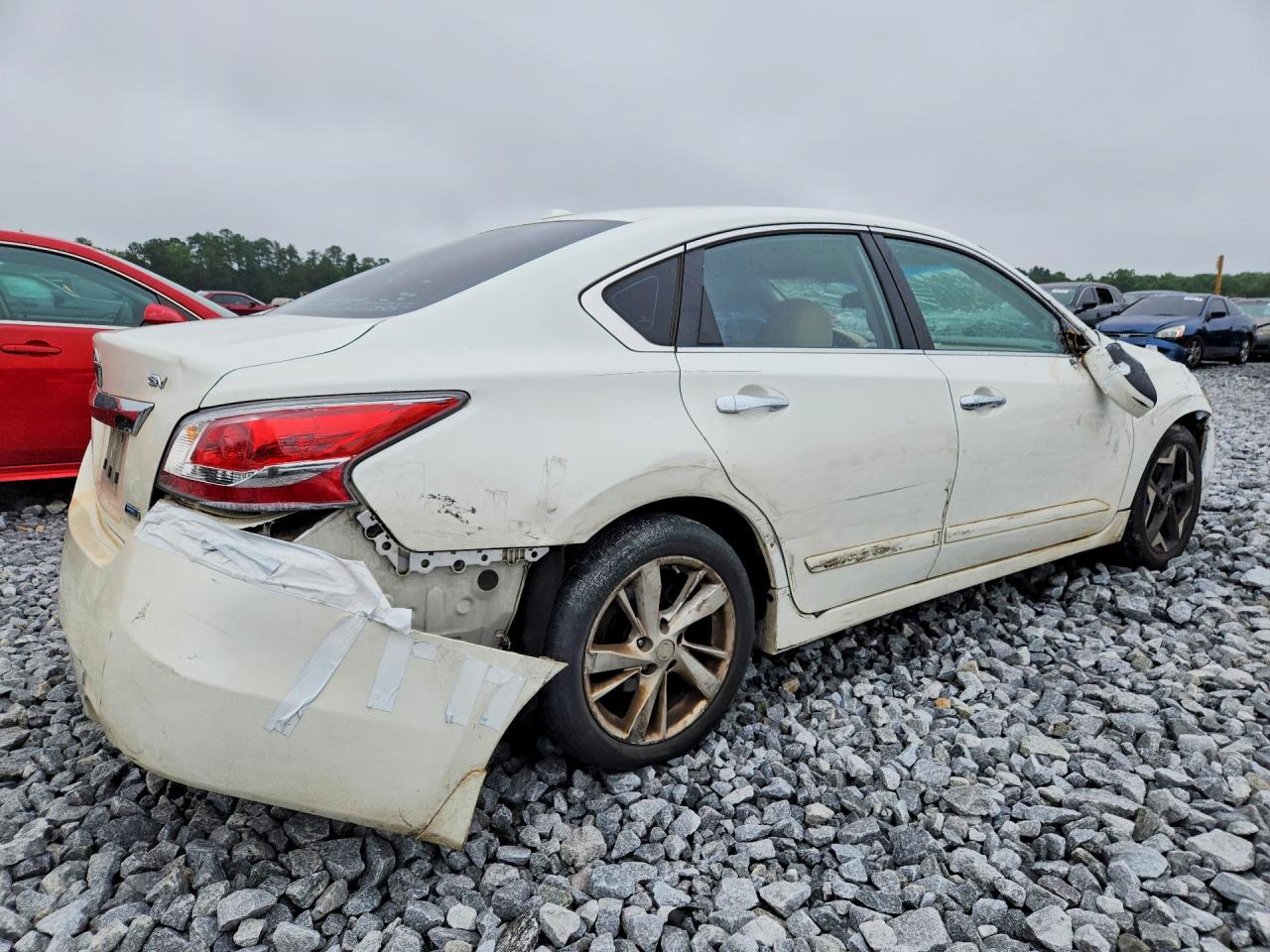 2014 Nissan Altima 2.5 Sv White vin: 1N4AL3AP5EC194769