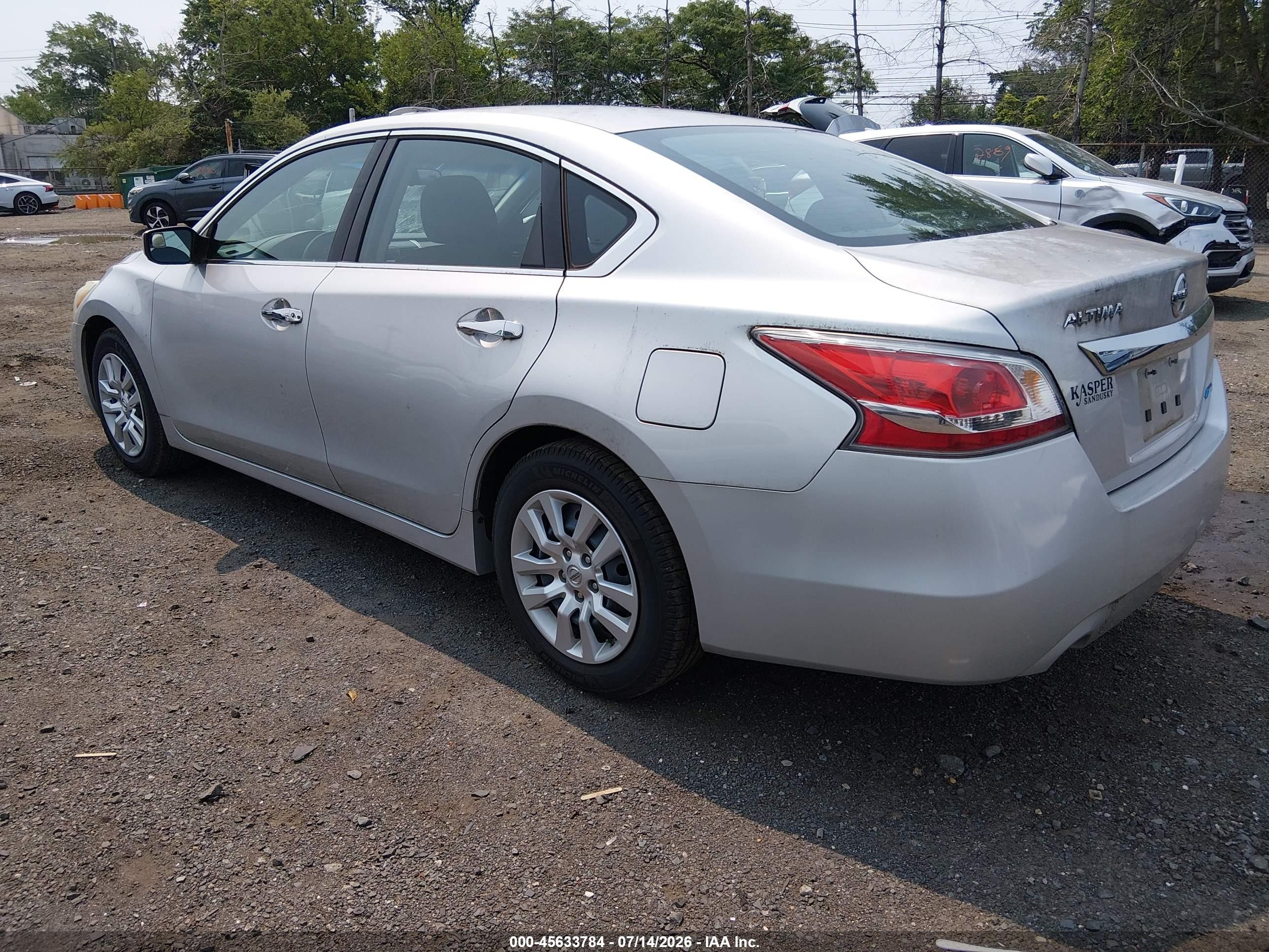 2014 Nissan Altima 2.5/2.5 S/2.5 Sl/2.5 Sv Серебряный vin: 1N4AL3AP5EC262746