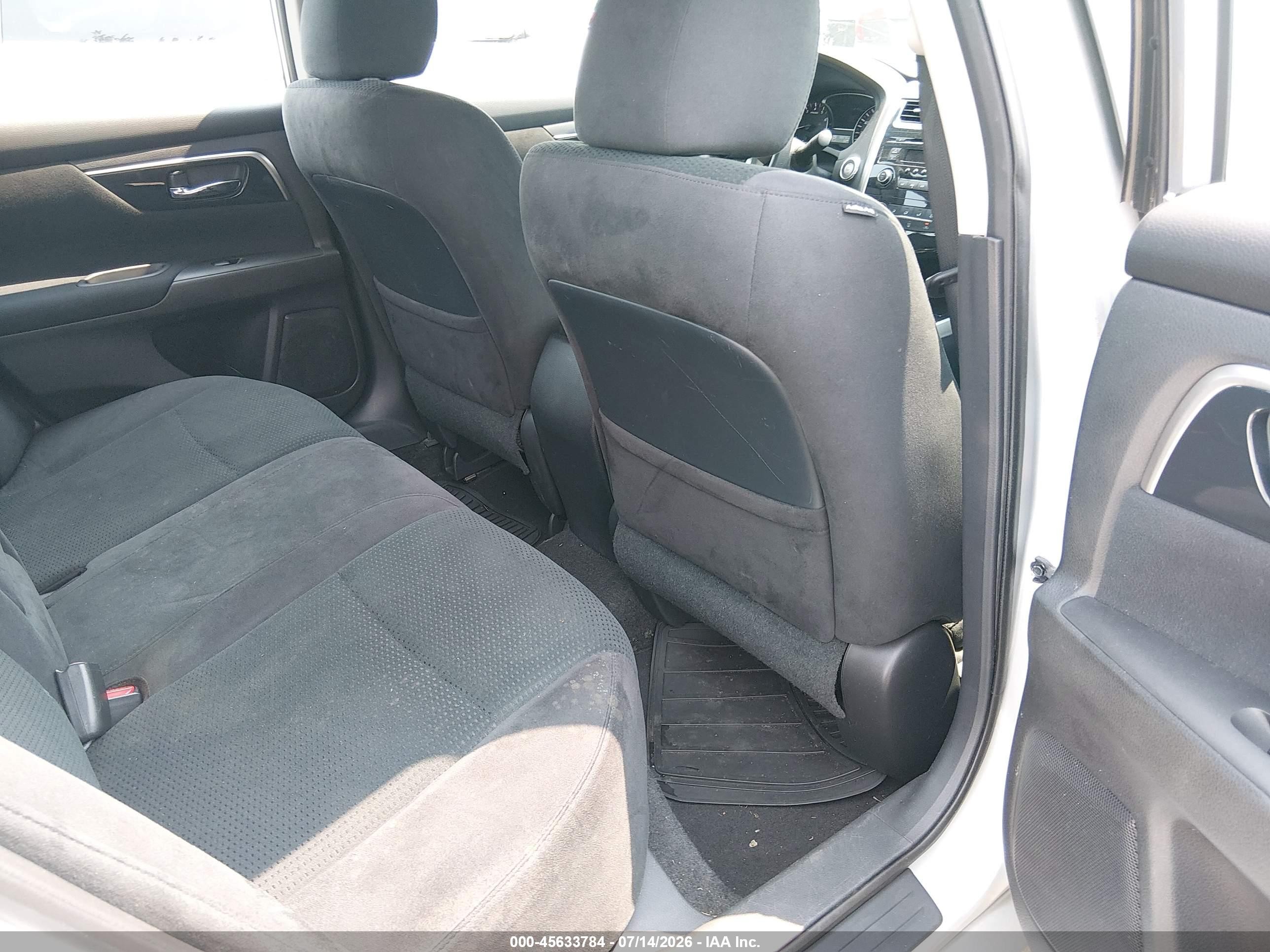 2014 Nissan Altima 2.5/2.5 S/2.5 Sl/2.5 Sv Серебряный vin: 1N4AL3AP5EC262746