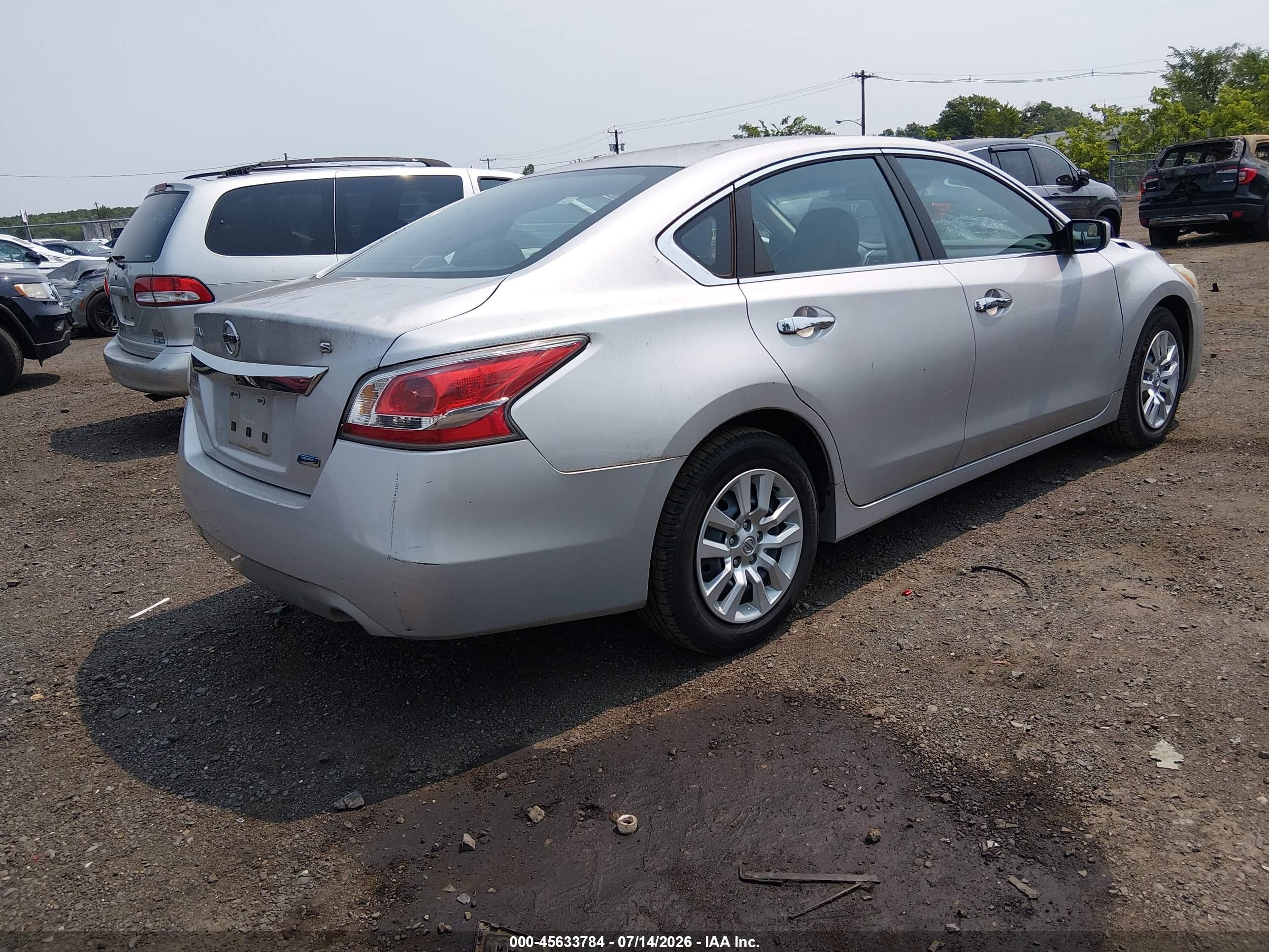 2014 Nissan Altima 2.5/2.5 S/2.5 Sl/2.5 Sv Серебряный vin: 1N4AL3AP5EC262746