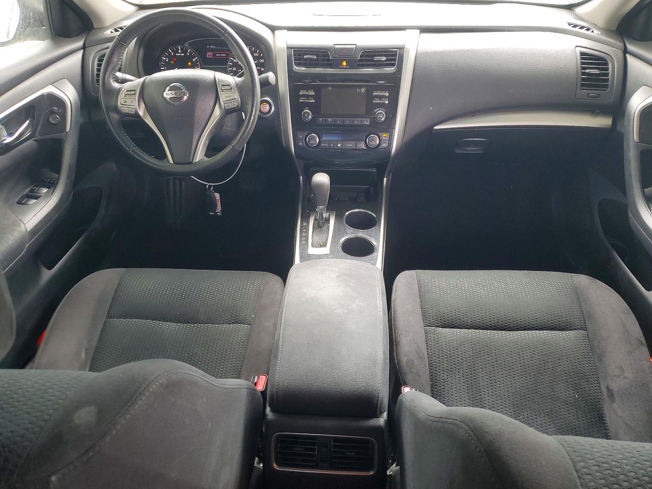 2014 Nissan Altima 2.5 Sv White vin: 1N4AL3AP5EC267221