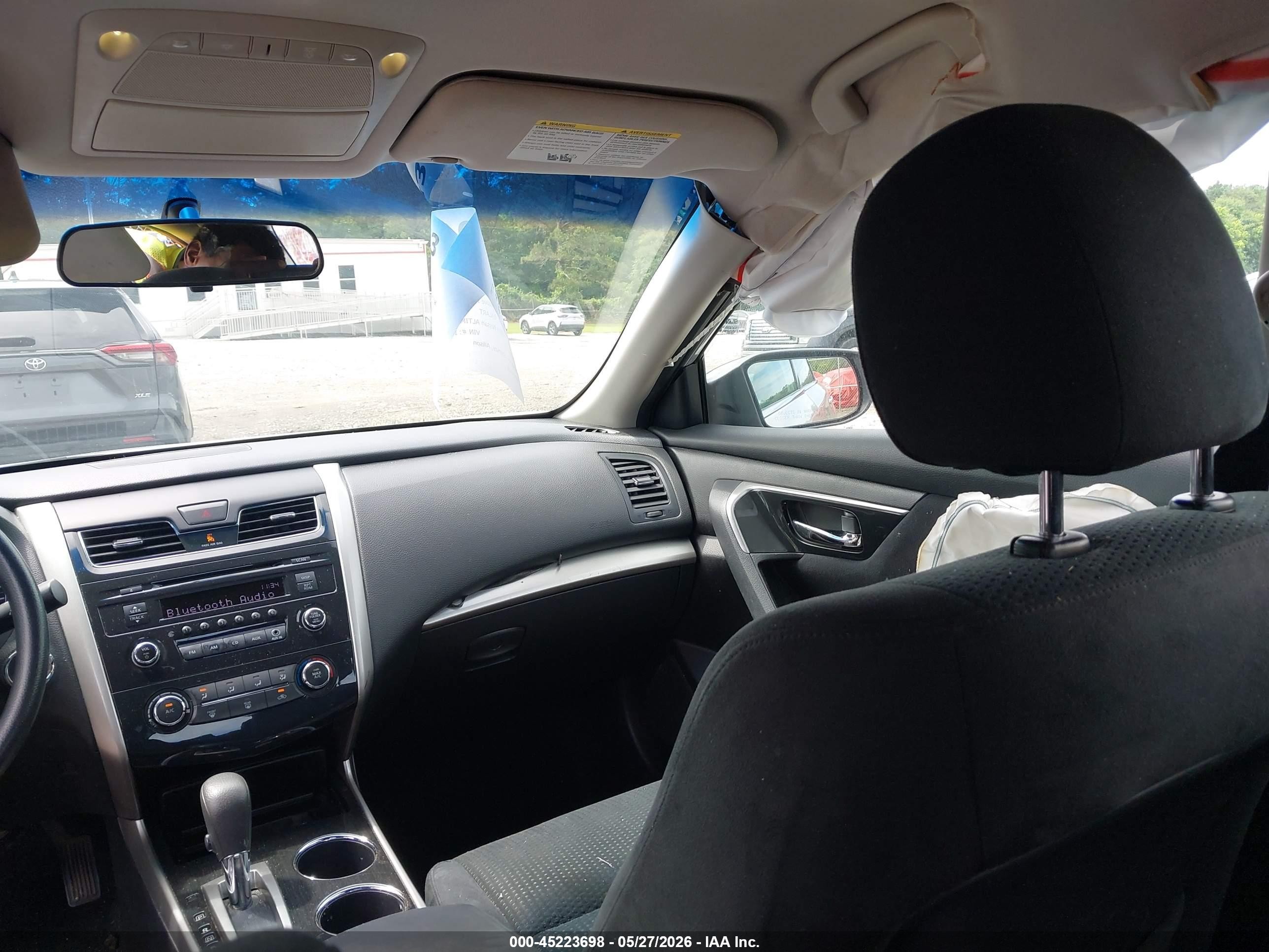 2014 Nissan Altima 2.5 S Silver vin: 1N4AL3AP5EC296928