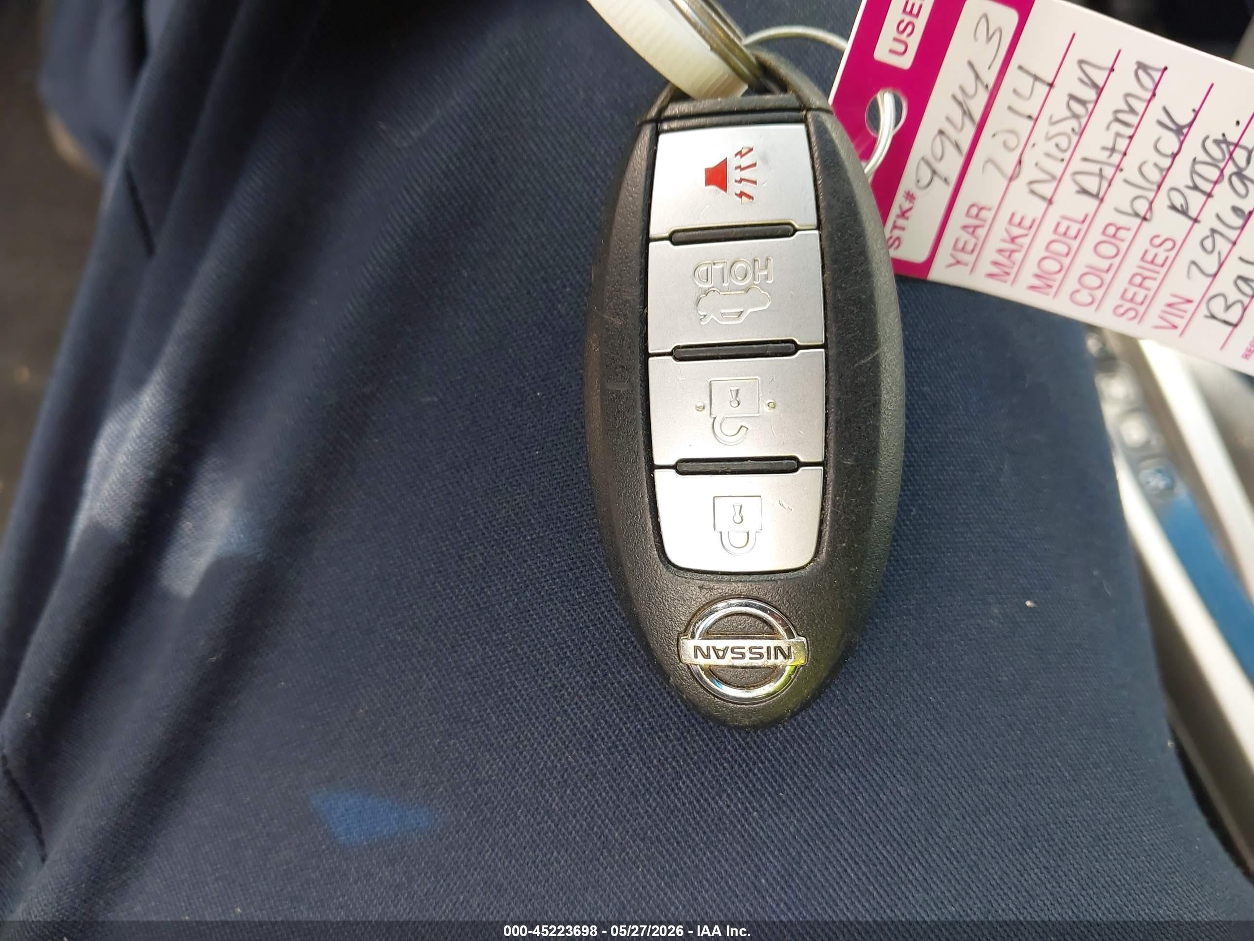 2014 Nissan Altima 2.5 S Silver vin: 1N4AL3AP5EC296928