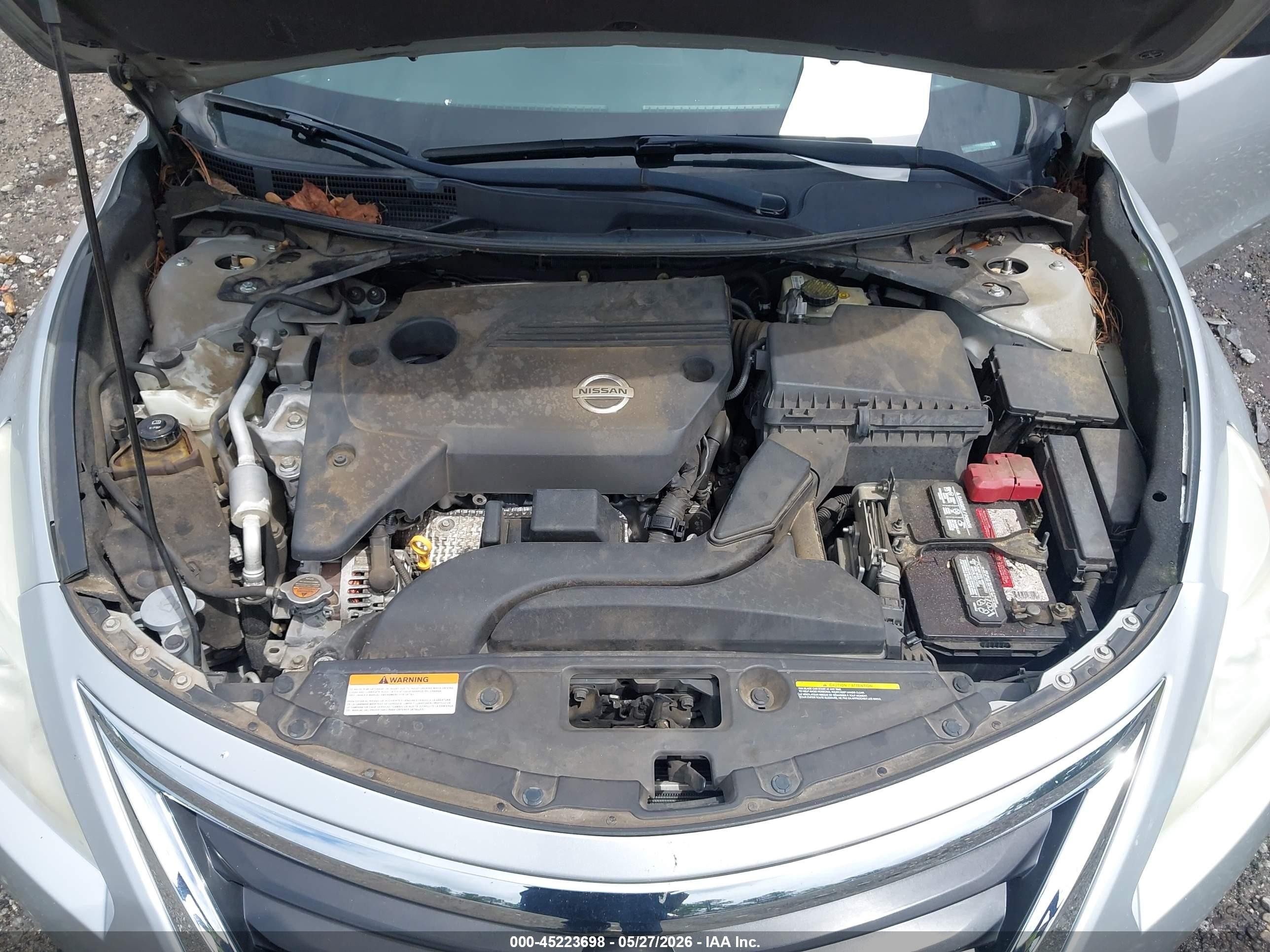 2014 Nissan Altima 2.5 S Silver vin: 1N4AL3AP5EC296928