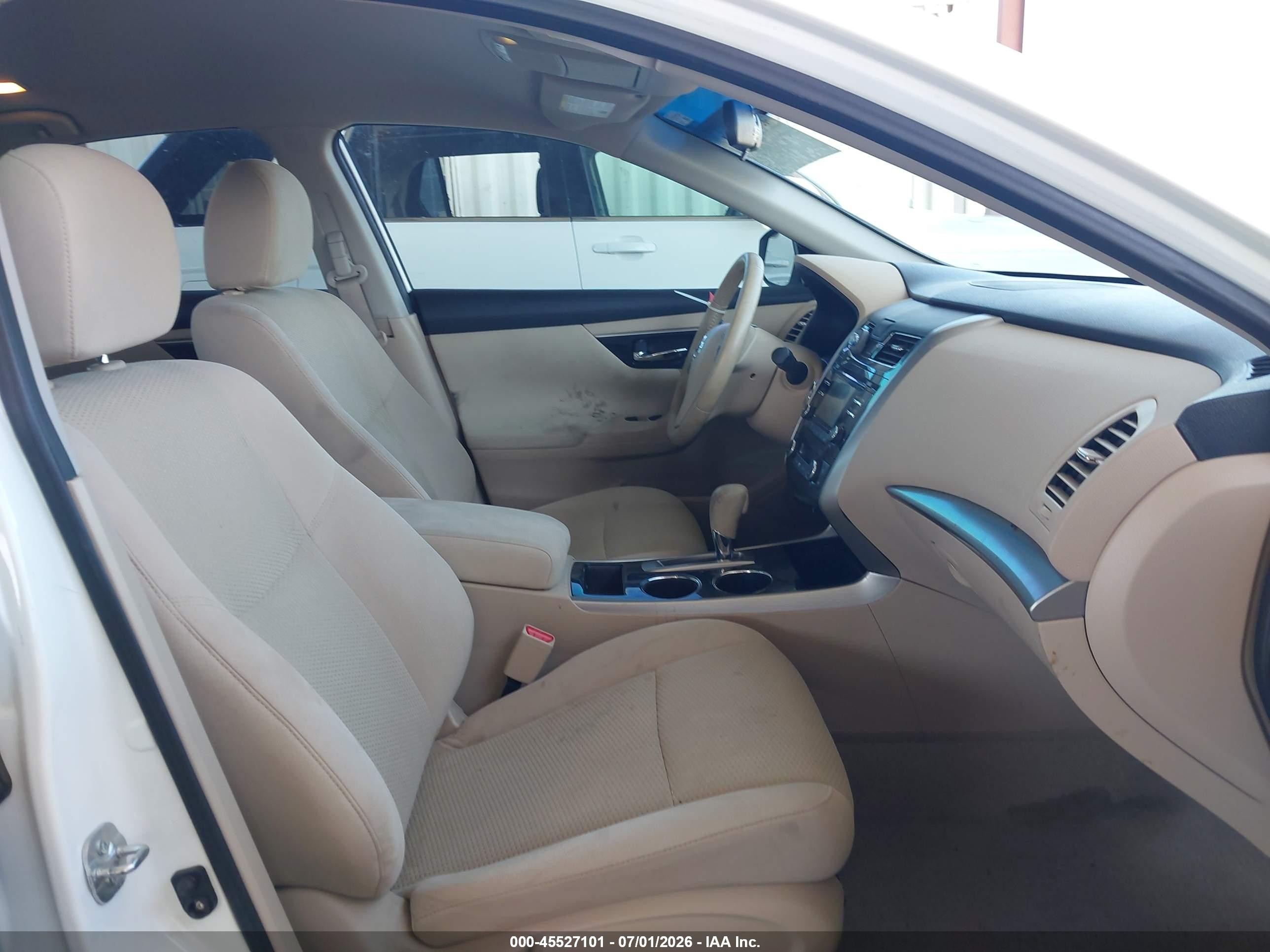 2014 Nissan Altima 2.5 Sv Белый vin: 1N4AL3AP5EC321049