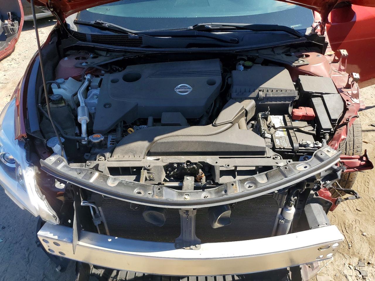 2014 Nissan Altima 2.5 S Red vin: 1N4AL3AP5EC326364