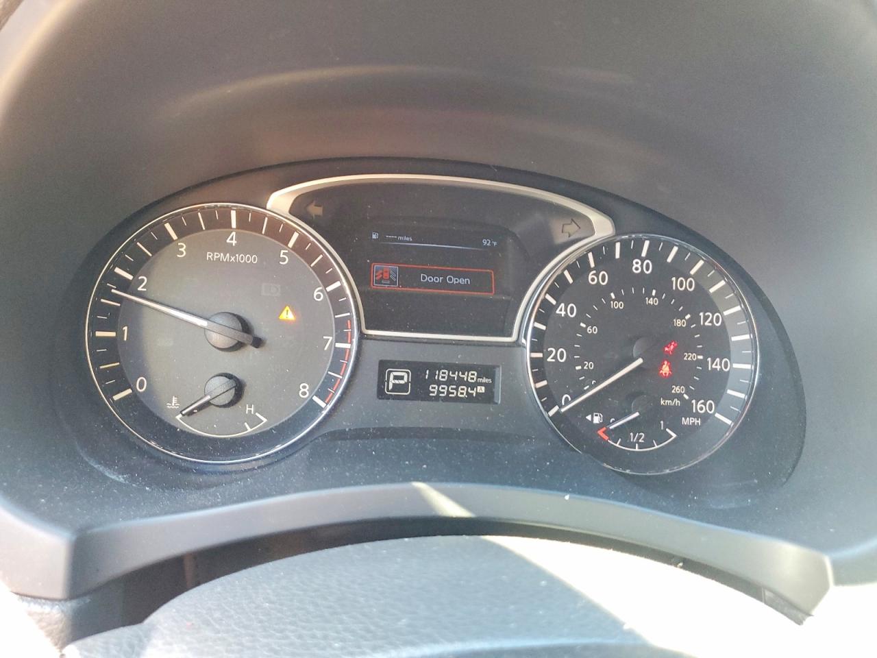 2014 Nissan Altima 2.5 S Red vin: 1N4AL3AP5EC326364